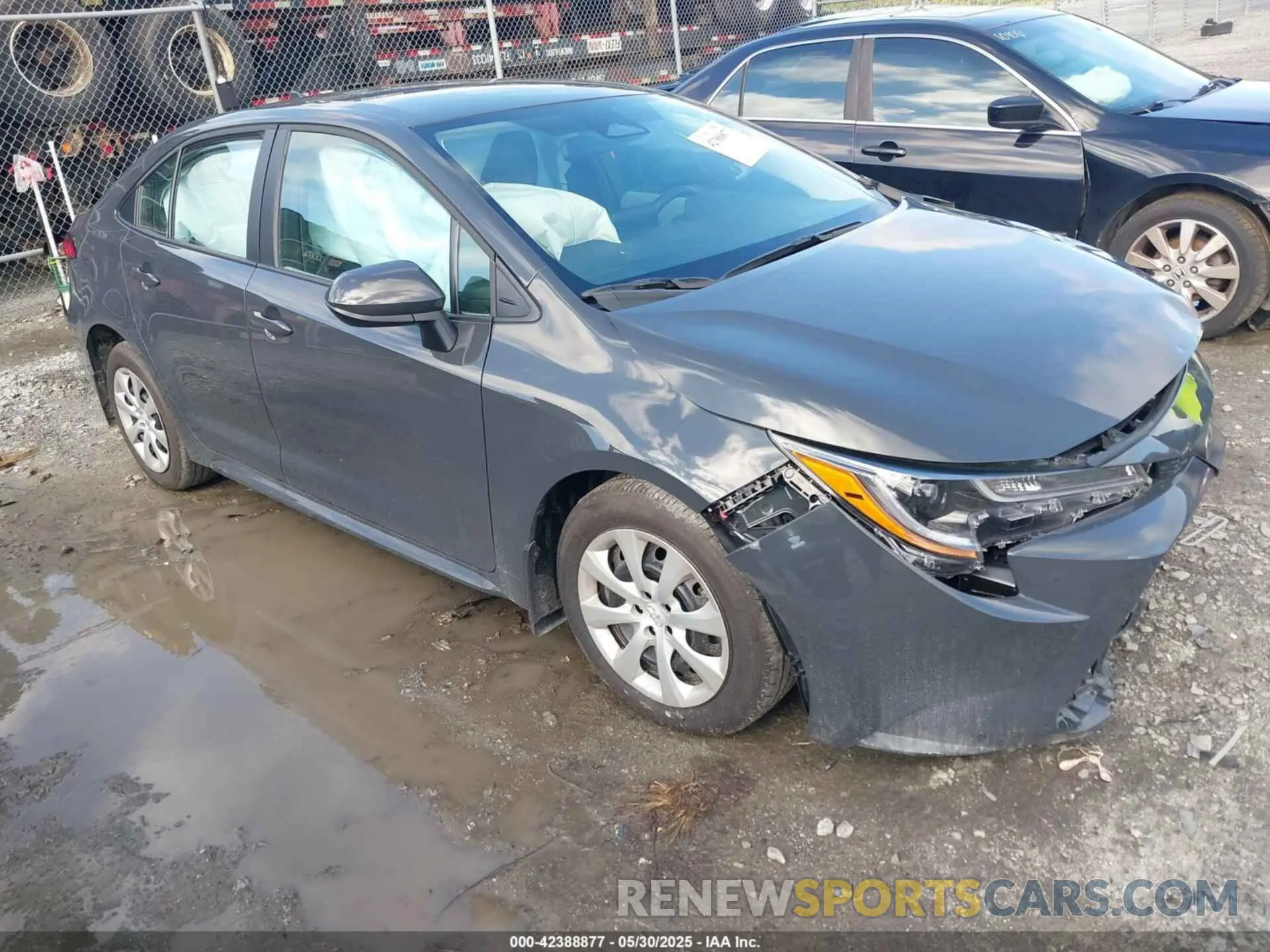 1 Photograph of a damaged car 5YFB4MDE4SP286566 TOYOTA COROLLA 2025