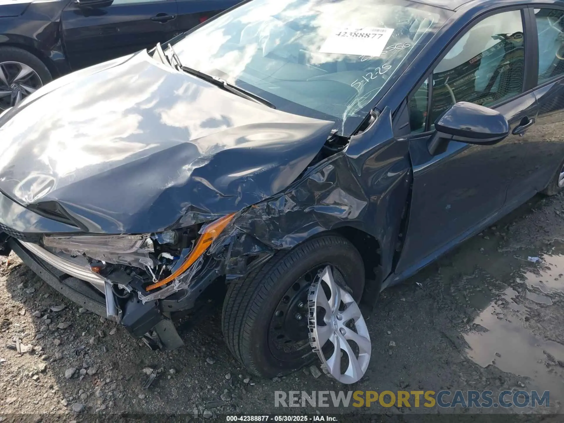 6 Photograph of a damaged car 5YFB4MDE4SP286566 TOYOTA COROLLA 2025