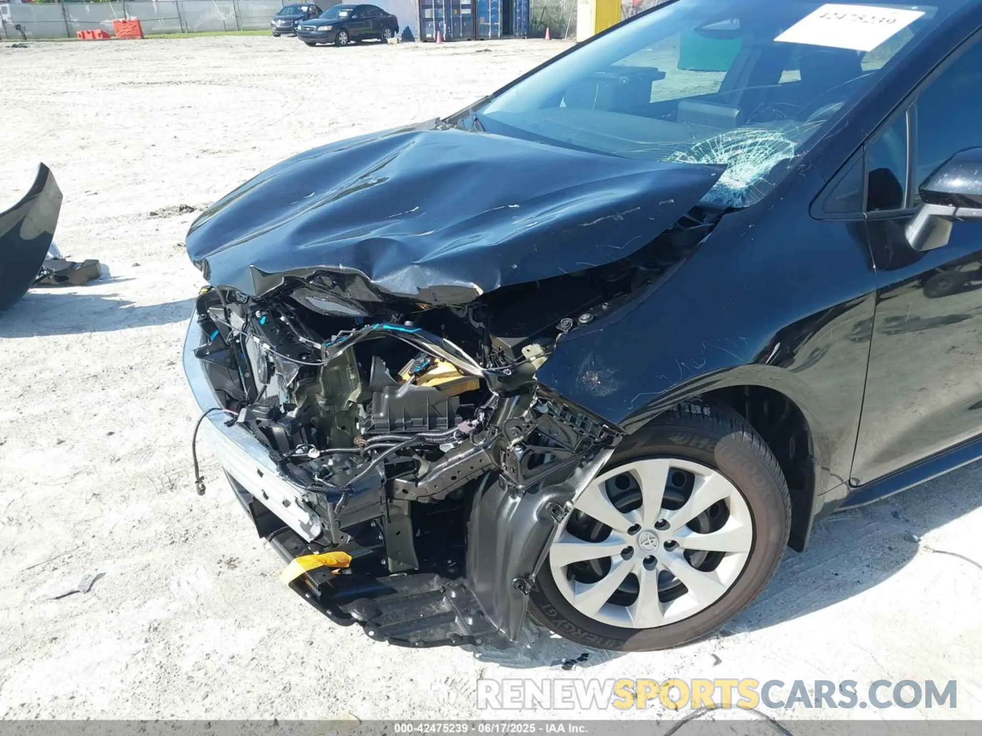 6 Photograph of a damaged car 5YFB4MDE4SP290469 TOYOTA COROLLA 2025