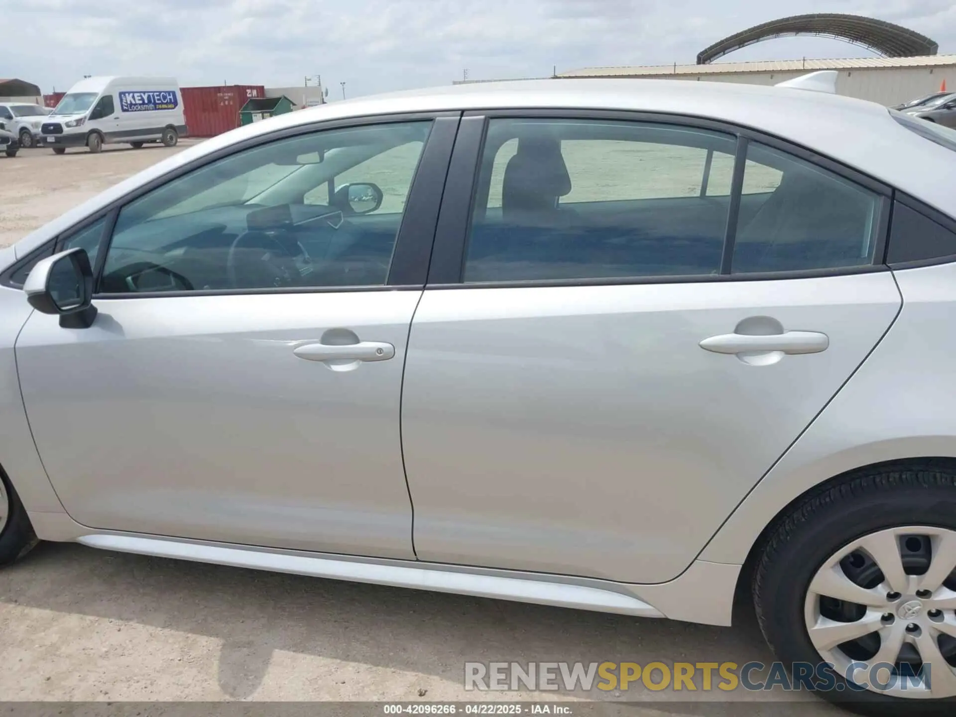 14 Photograph of a damaged car 5YFB4MDE5SP249252 TOYOTA COROLLA 2025