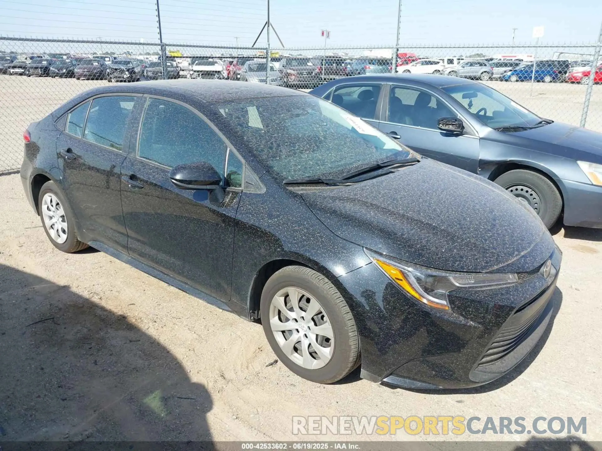 1 Photograph of a damaged car 5YFB4MDE5SP266312 TOYOTA COROLLA 2025