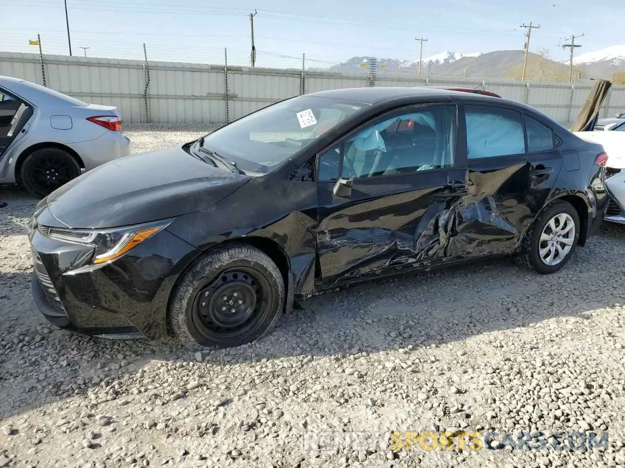 1 Photograph of a damaged car 5YFB4MDE5SP275883 TOYOTA COROLLA 2025