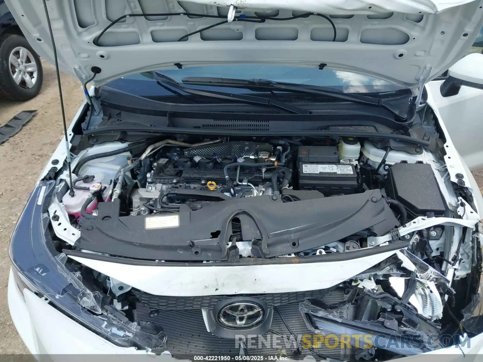 10 Photograph of a damaged car 5YFB4MDE5SP284079 TOYOTA COROLLA 2025