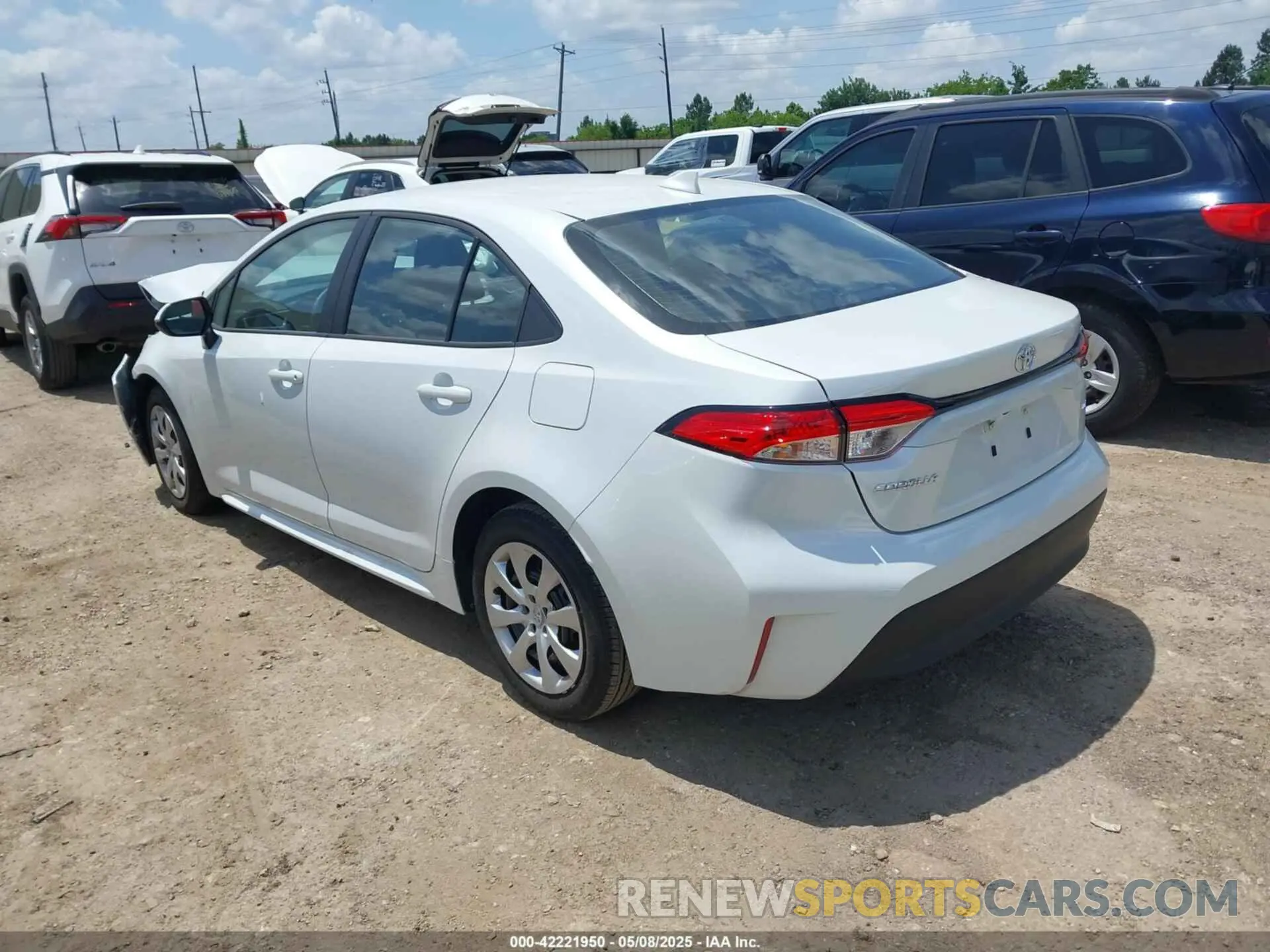 3 Photograph of a damaged car 5YFB4MDE5SP284079 TOYOTA COROLLA 2025