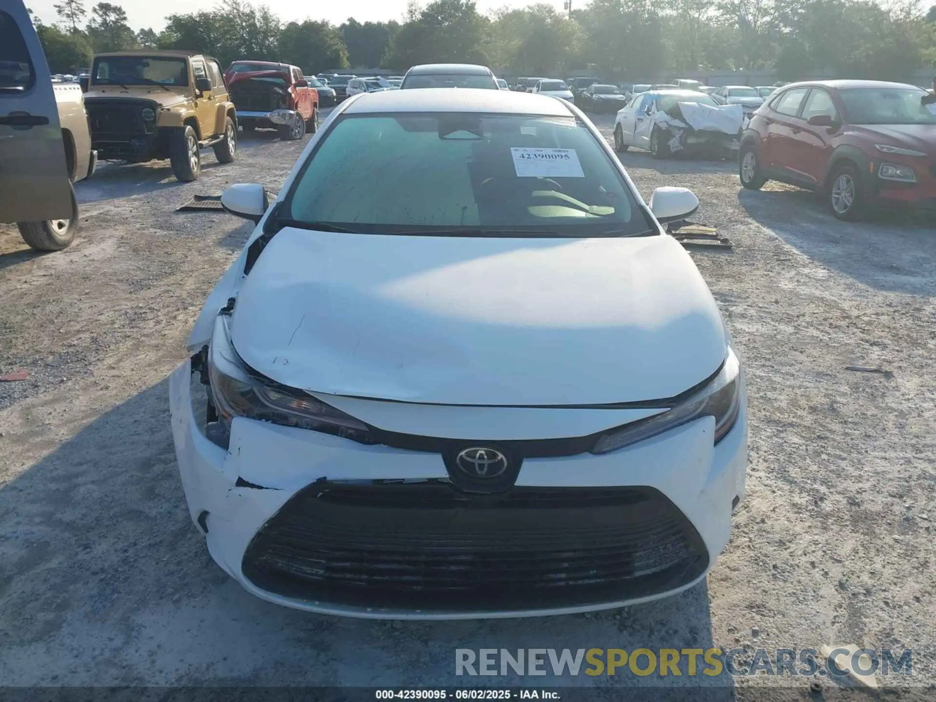 12 Photograph of a damaged car 5YFB4MDE5SP287080 TOYOTA COROLLA 2025