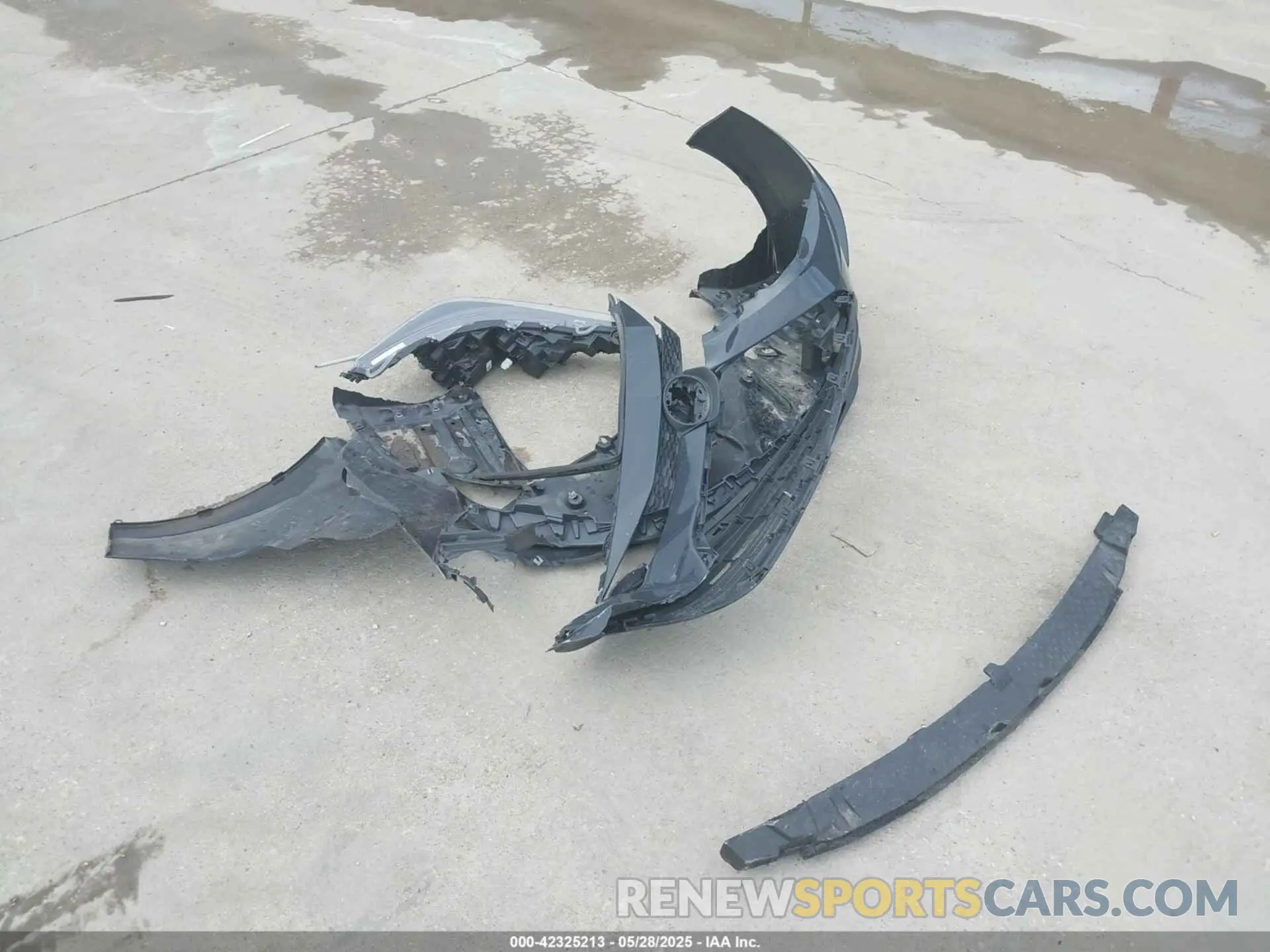 11 Photograph of a damaged car 5YFB4MDE6SP236395 TOYOTA COROLLA 2025