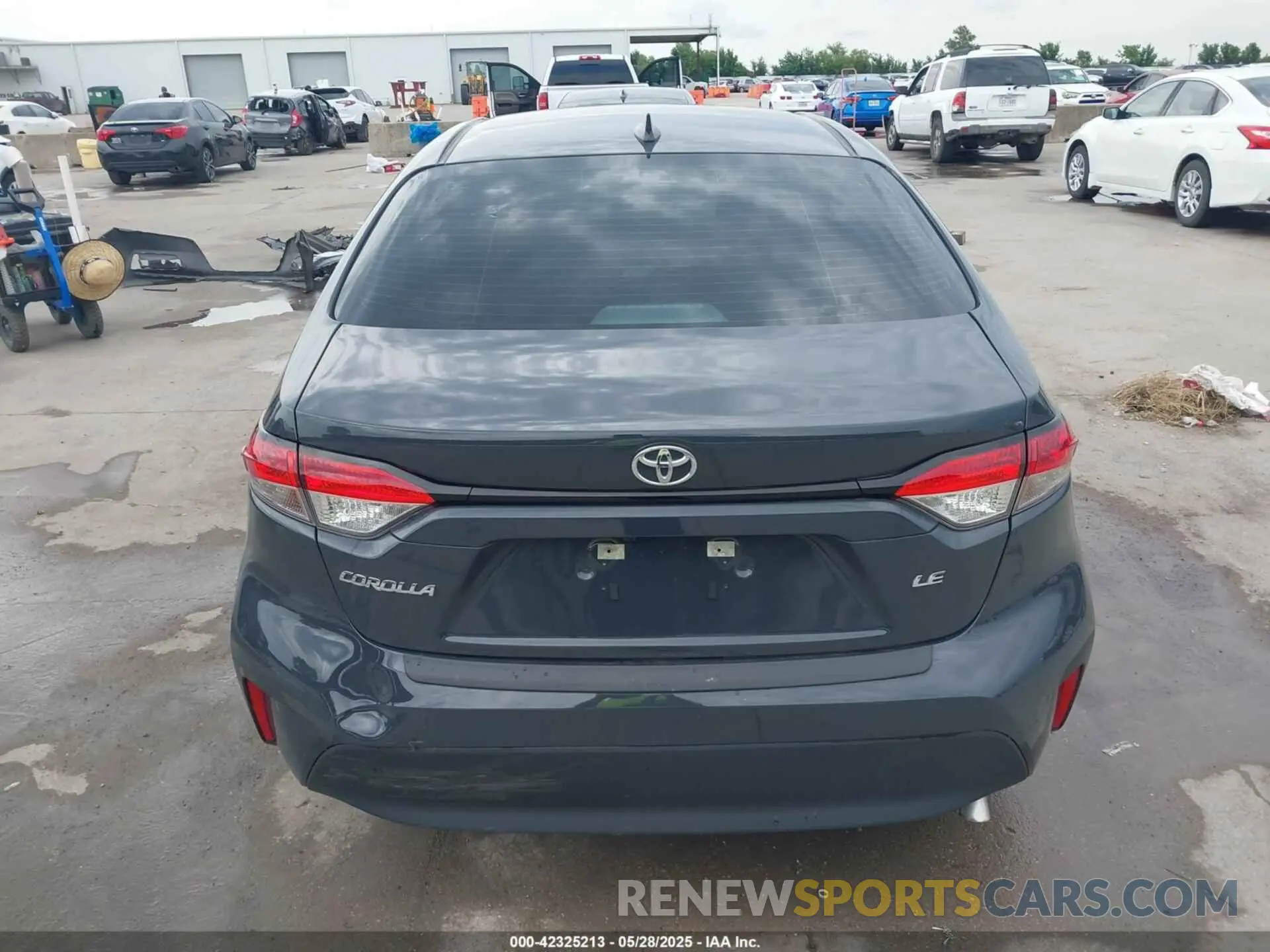 16 Photograph of a damaged car 5YFB4MDE6SP236395 TOYOTA COROLLA 2025