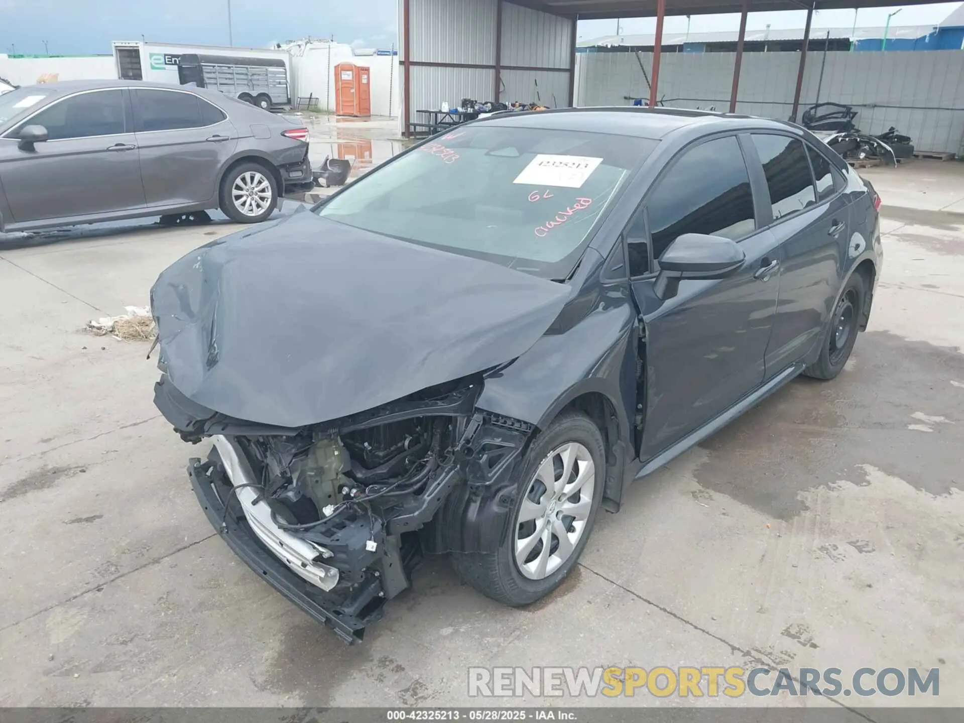 2 Photograph of a damaged car 5YFB4MDE6SP236395 TOYOTA COROLLA 2025