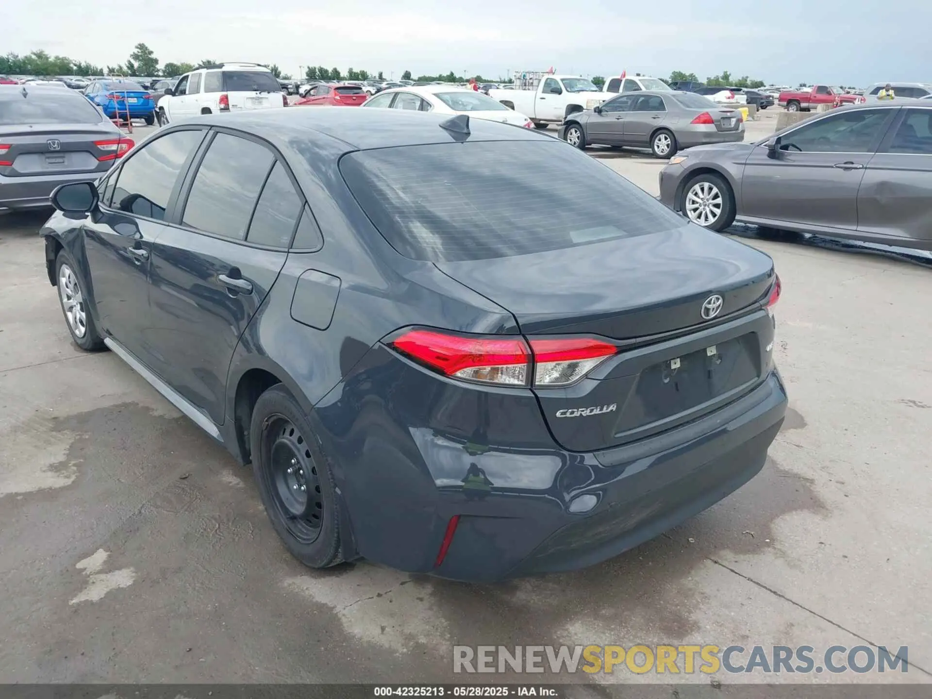3 Photograph of a damaged car 5YFB4MDE6SP236395 TOYOTA COROLLA 2025