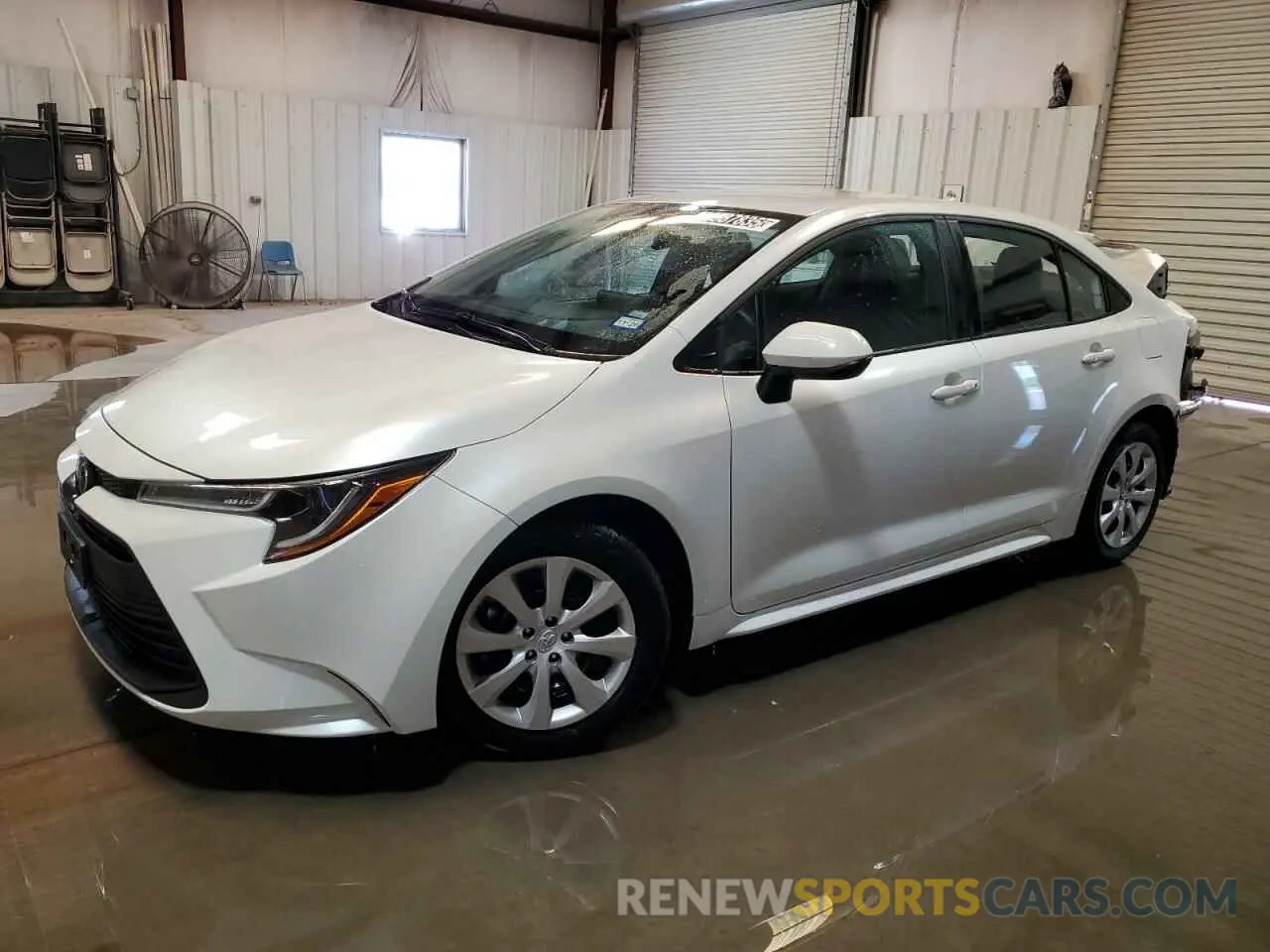 1 Photograph of a damaged car 5YFB4MDE6SP257912 TOYOTA COROLLA 2025