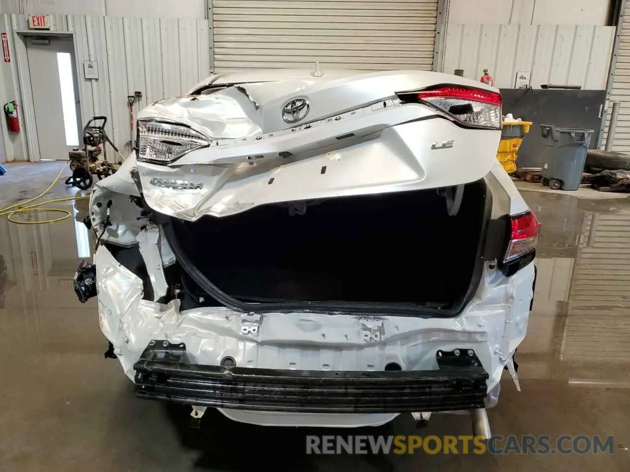 6 Photograph of a damaged car 5YFB4MDE6SP257912 TOYOTA COROLLA 2025