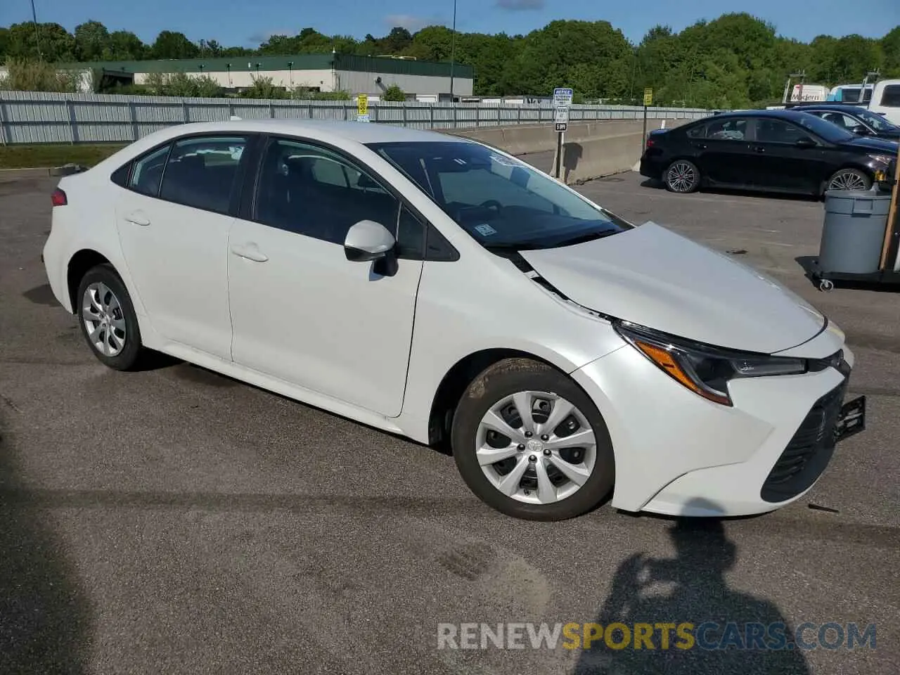 4 Photograph of a damaged car 5YFB4MDE6SP278498 TOYOTA COROLLA 2025