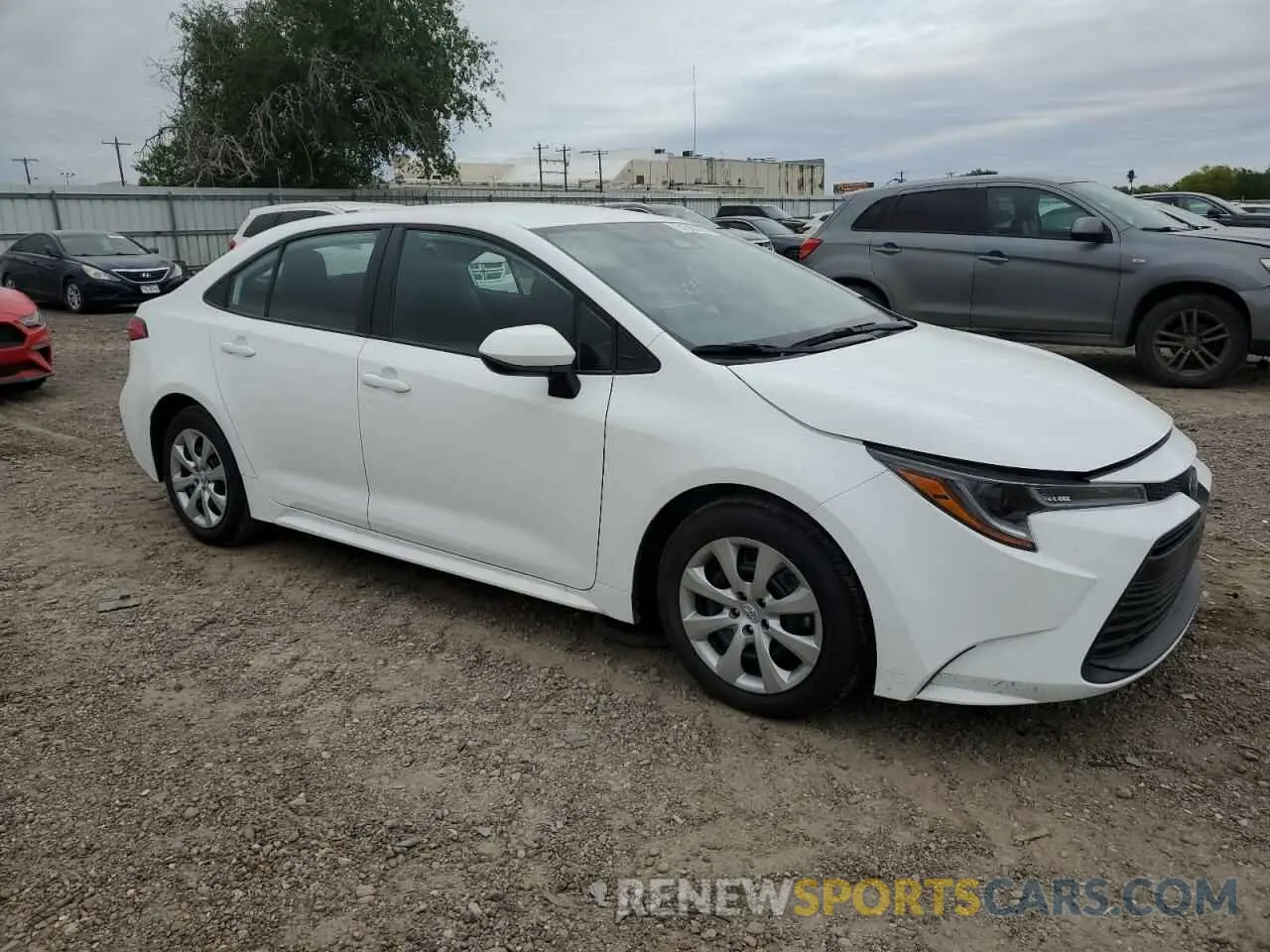 4 Photograph of a damaged car 5YFB4MDE6SP284186 TOYOTA COROLLA 2025