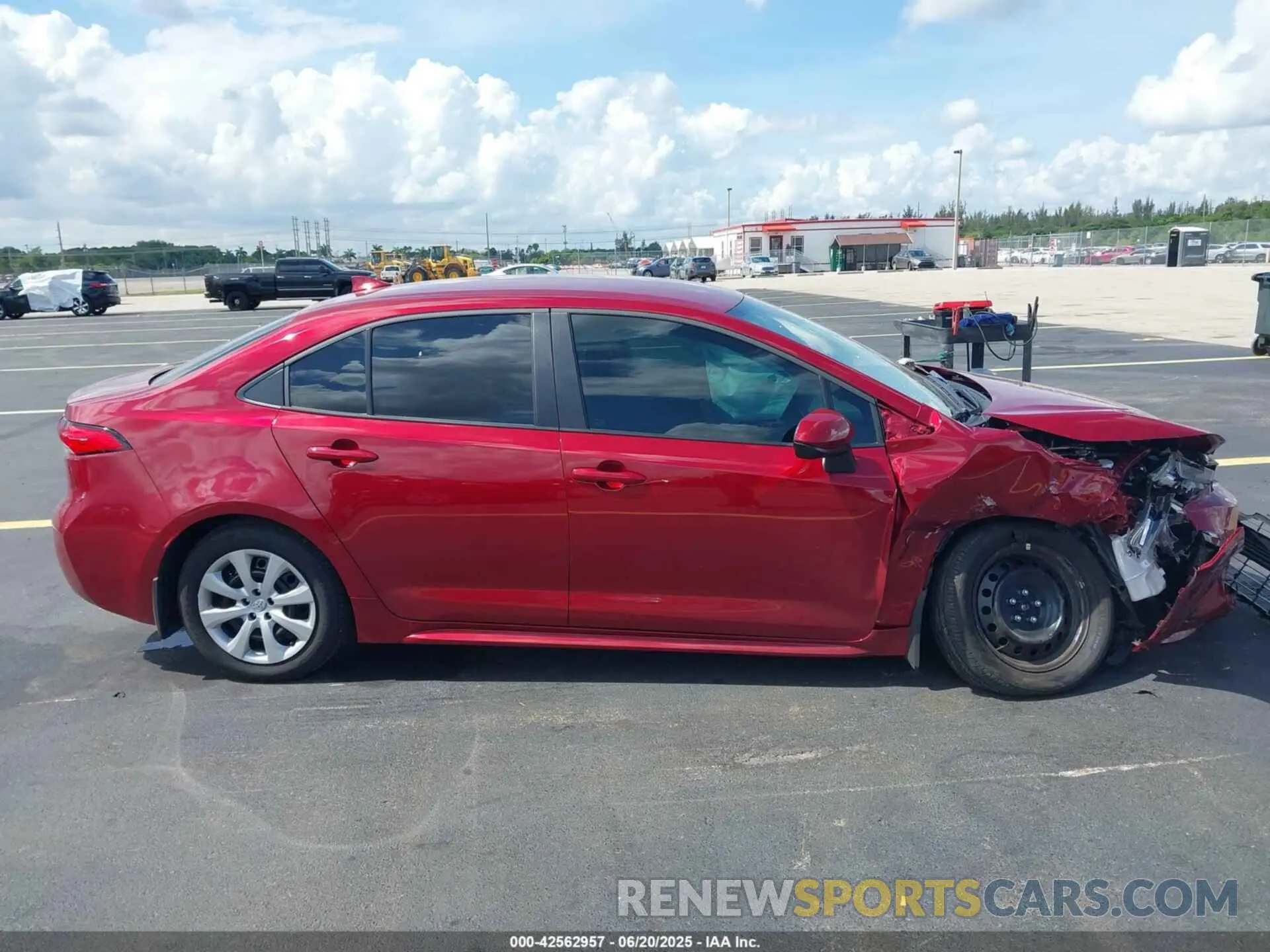 13 Photograph of a damaged car 5YFB4MDE6SP292000 TOYOTA COROLLA 2025