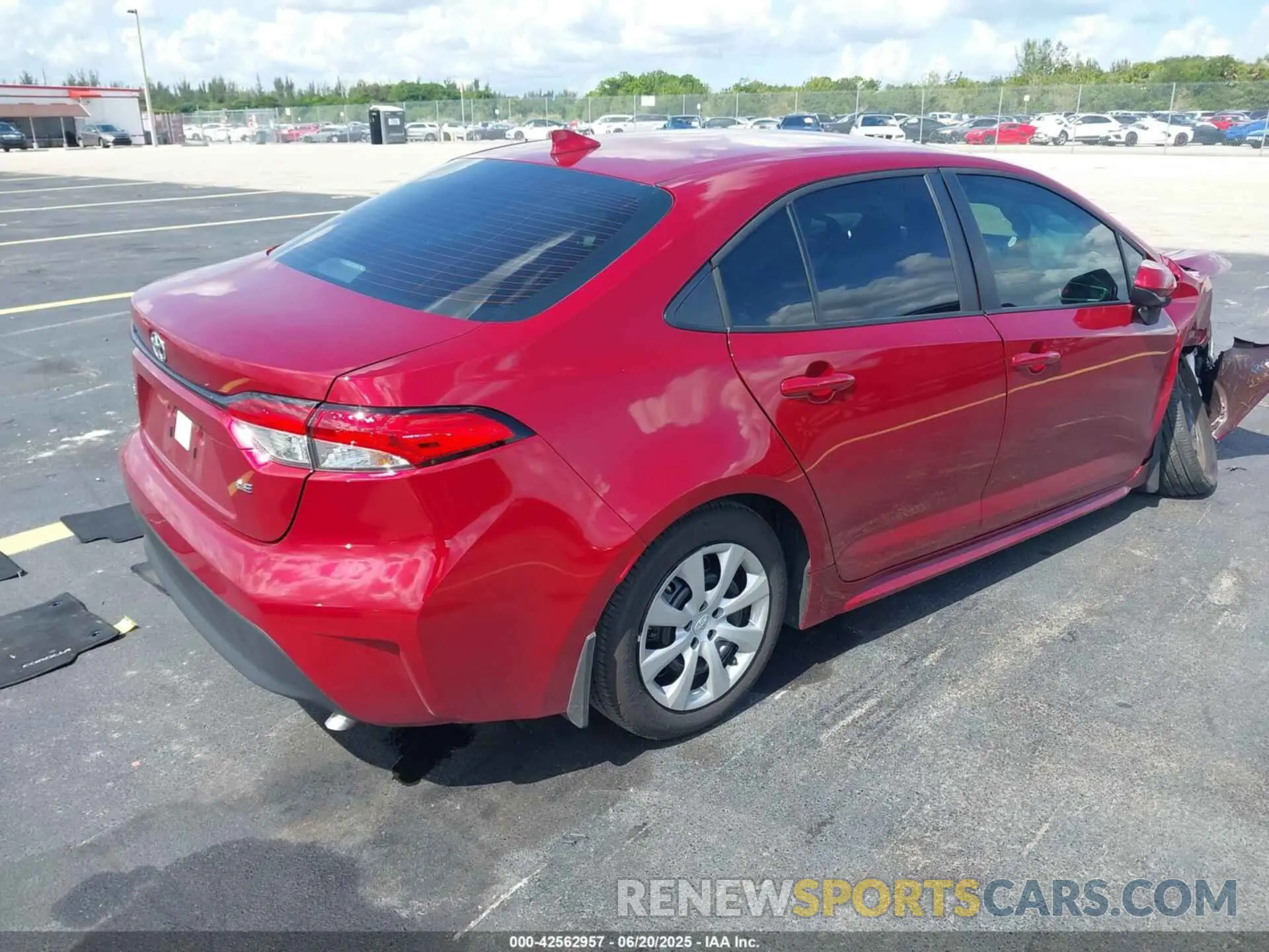 4 Photograph of a damaged car 5YFB4MDE6SP292000 TOYOTA COROLLA 2025