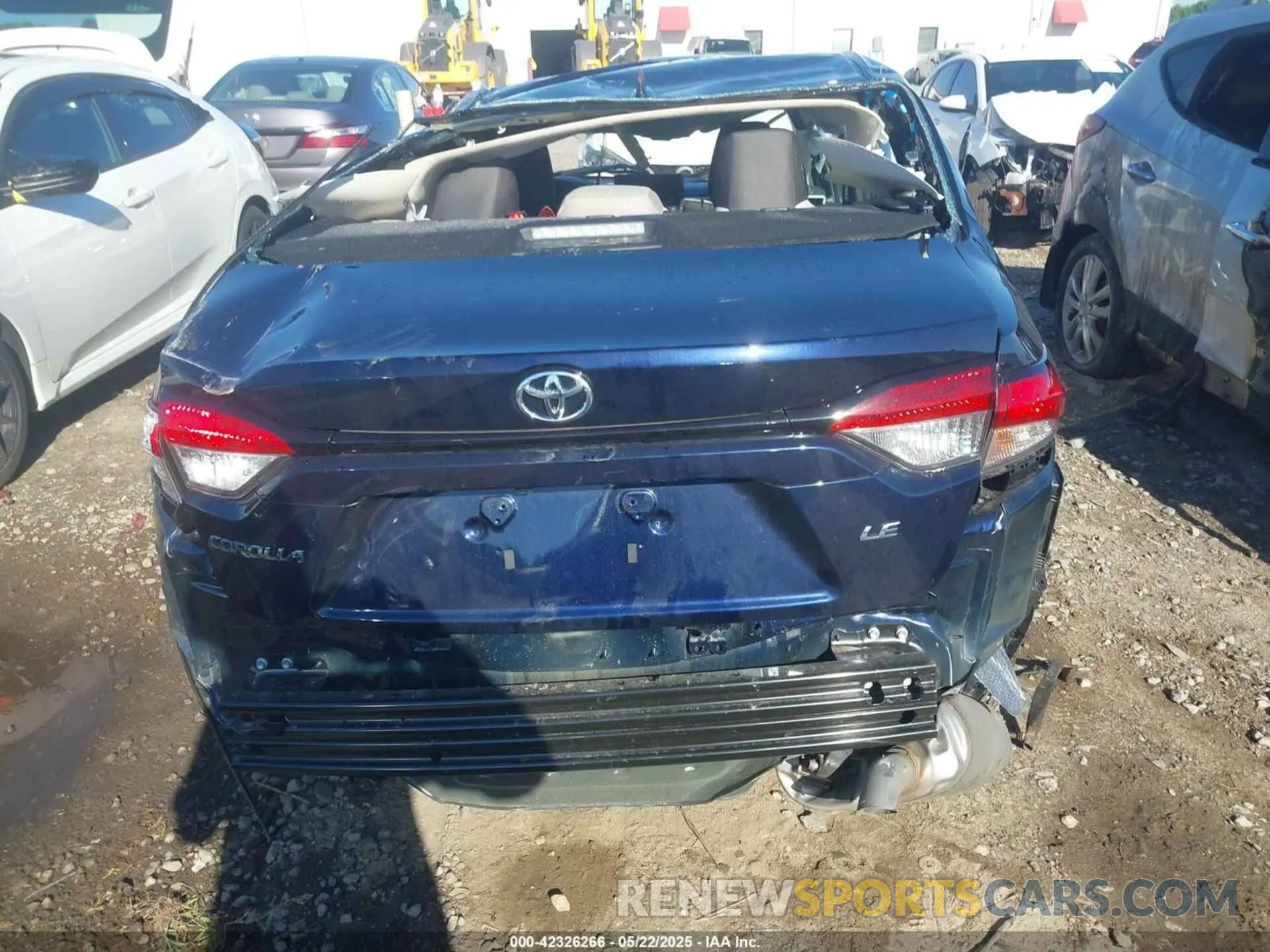 17 Photograph of a damaged car 5YFB4MDE6SP299156 TOYOTA COROLLA 2025