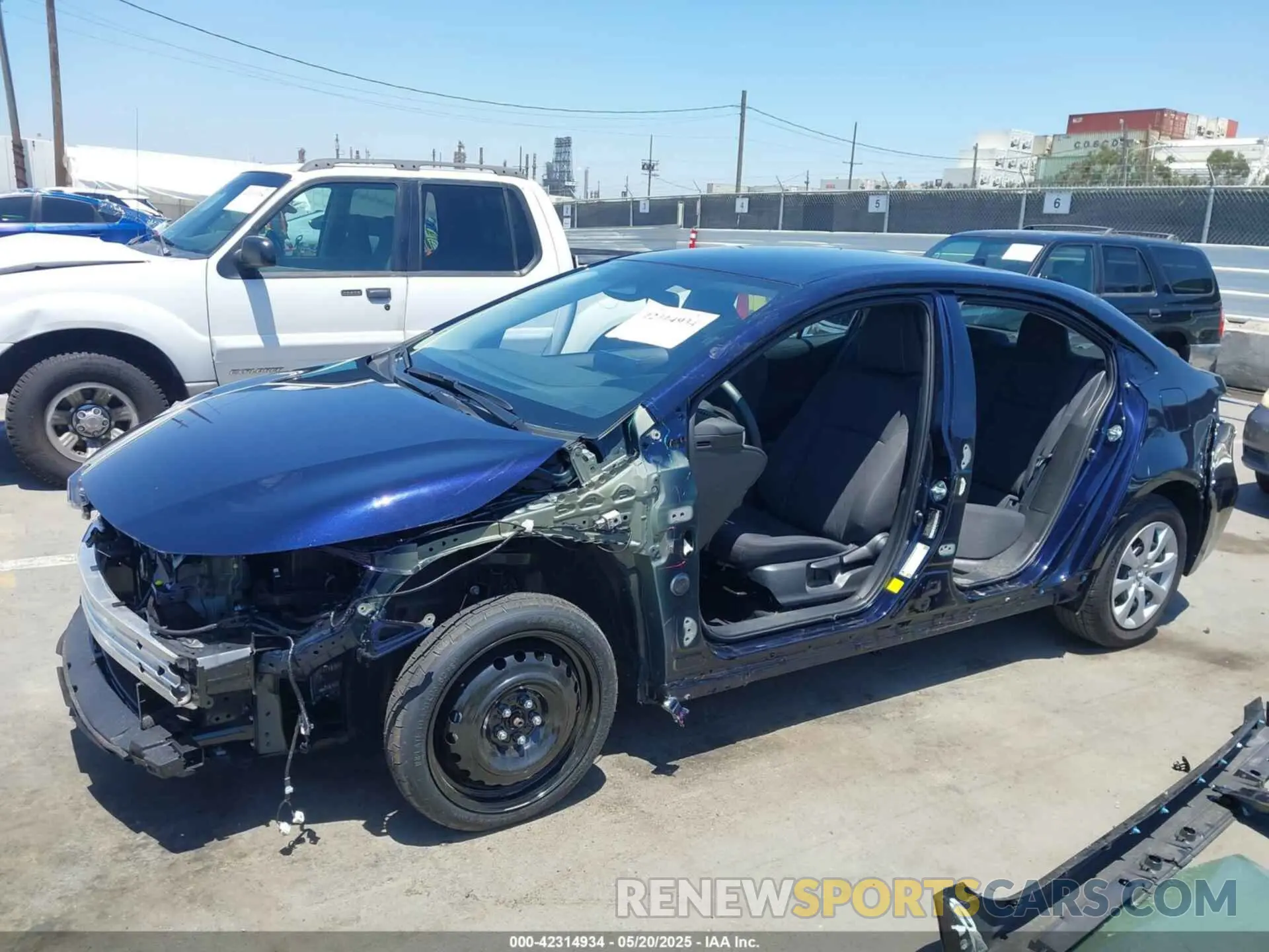 6 Photograph of a damaged car 5YFB4MDE7SP240827 TOYOTA COROLLA 2025