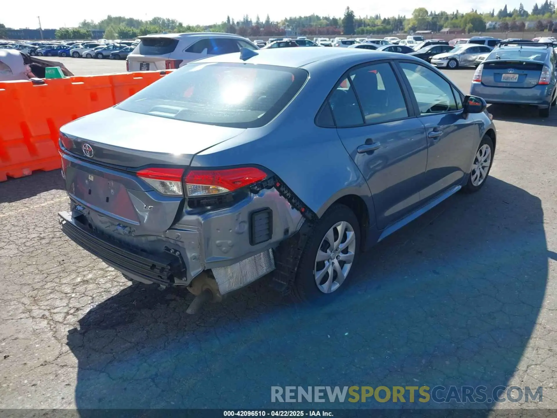 4 Photograph of a damaged car 5YFB4MDE7SP244652 TOYOTA COROLLA 2025