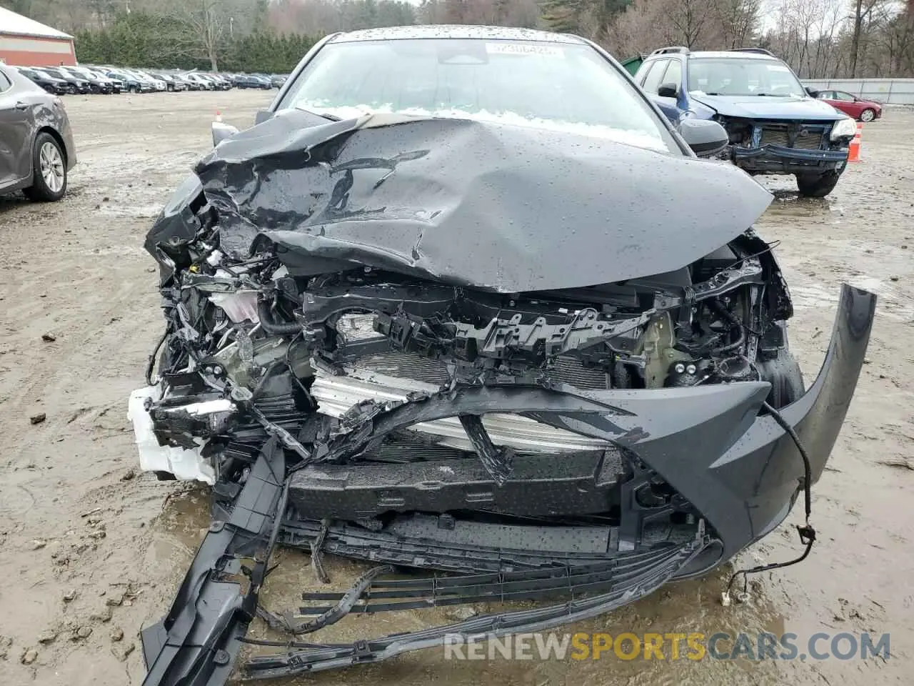 5 Photograph of a damaged car 5YFB4MDE7SP255540 TOYOTA COROLLA 2025