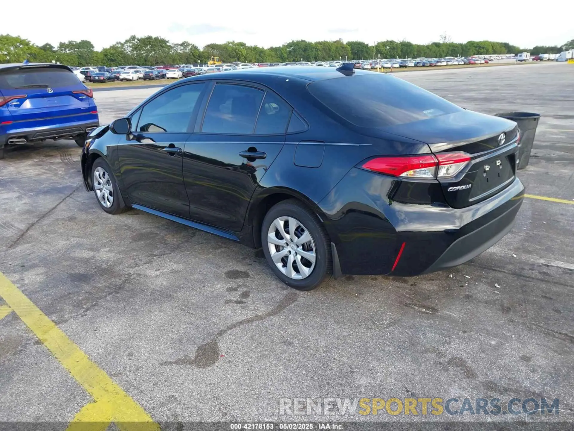 3 Photograph of a damaged car 5YFB4MDE7SP286769 TOYOTA COROLLA 2025