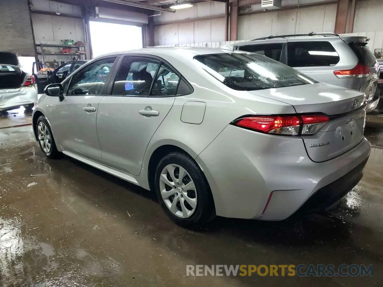 2 Photograph of a damaged car 5YFB4MDE8SP231909 TOYOTA COROLLA 2025