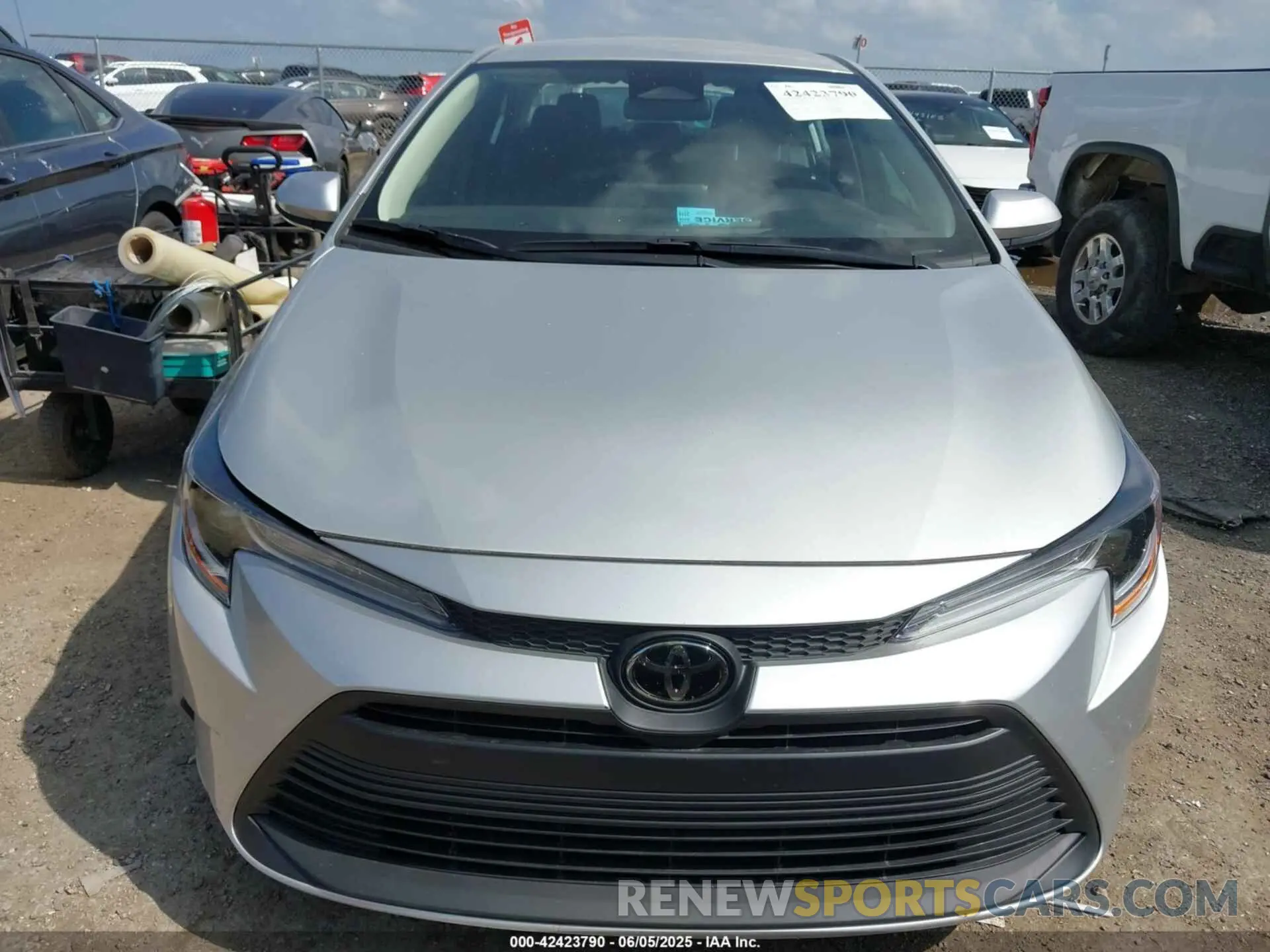 11 Photograph of a damaged car 5YFB4MDE8SP250461 TOYOTA COROLLA 2025