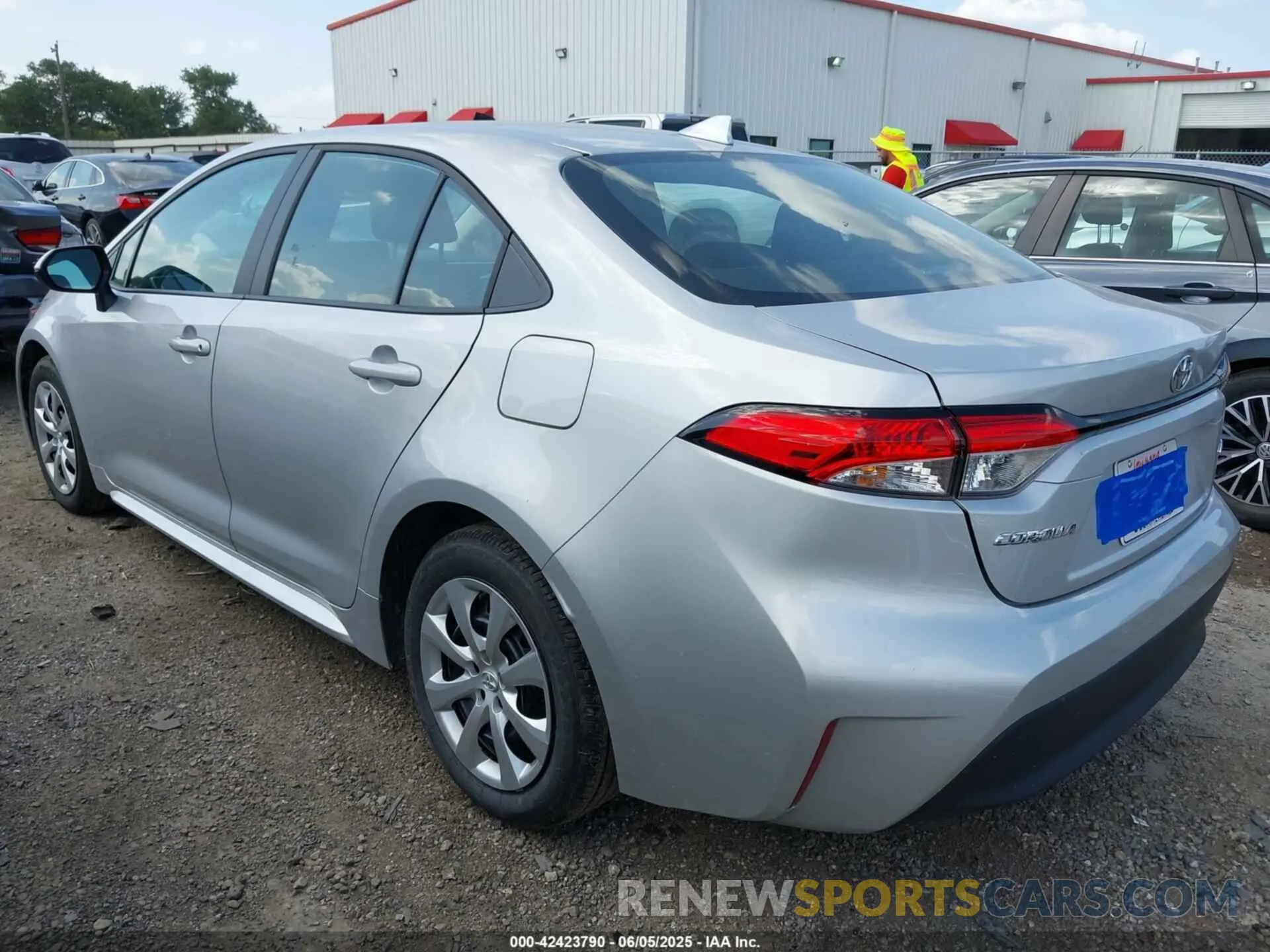 3 Photograph of a damaged car 5YFB4MDE8SP250461 TOYOTA COROLLA 2025