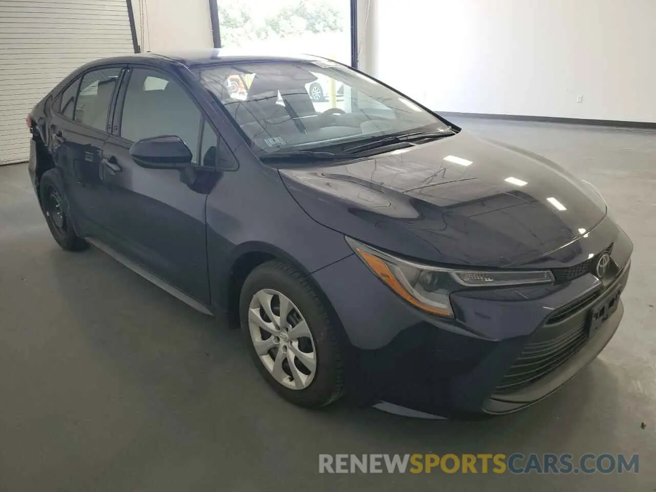 4 Photograph of a damaged car 5YFB4MDE8SP276686 TOYOTA COROLLA 2025