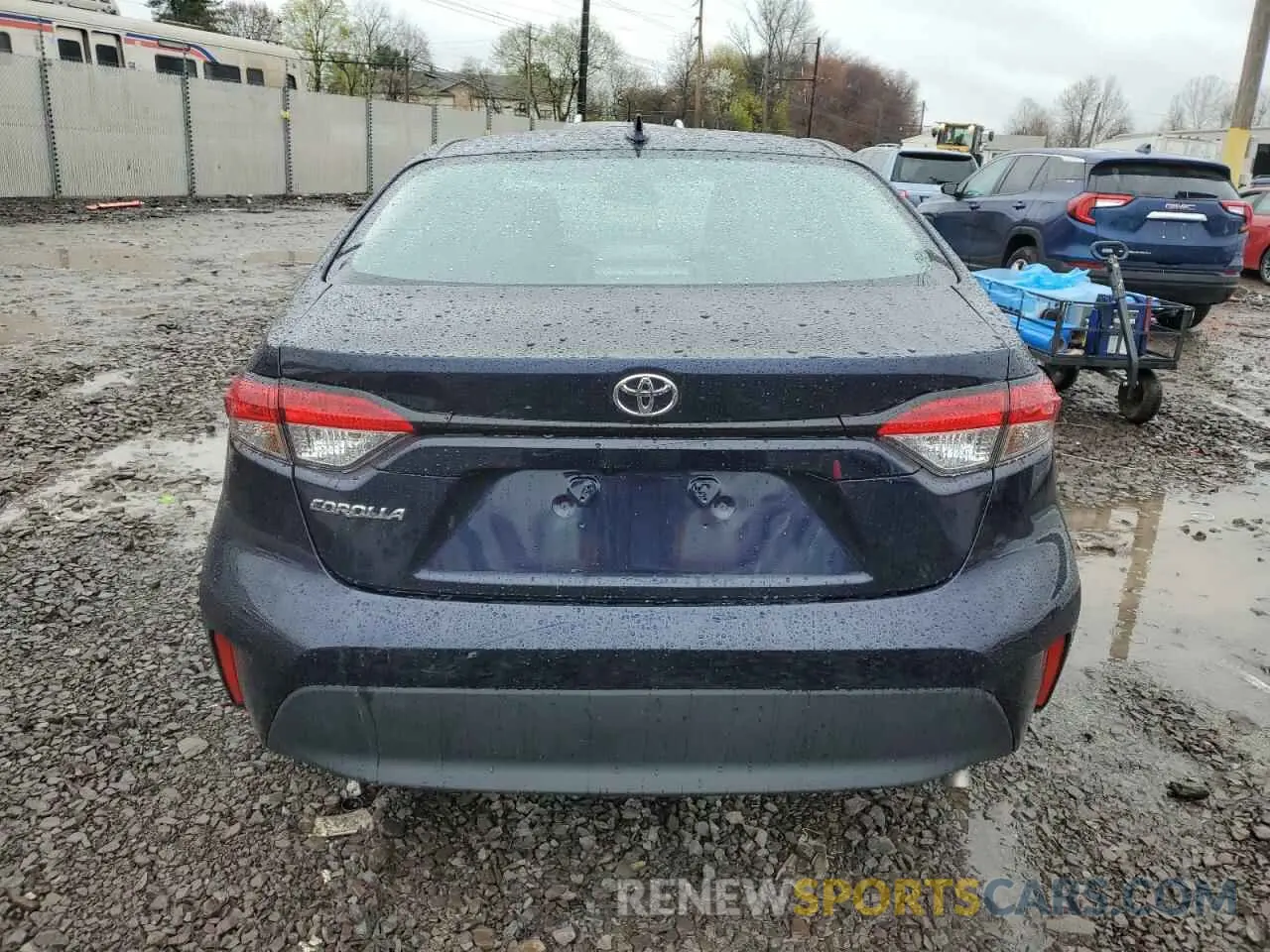 6 Photograph of a damaged car 5YFB4MDE9SP236360 TOYOTA COROLLA 2025