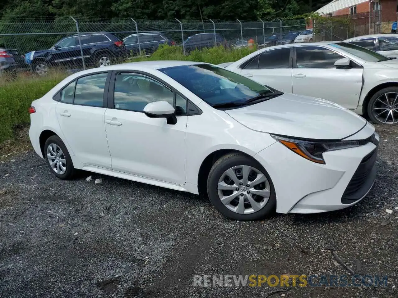 4 Photograph of a damaged car 5YFB4MDE9SP246841 TOYOTA COROLLA 2025