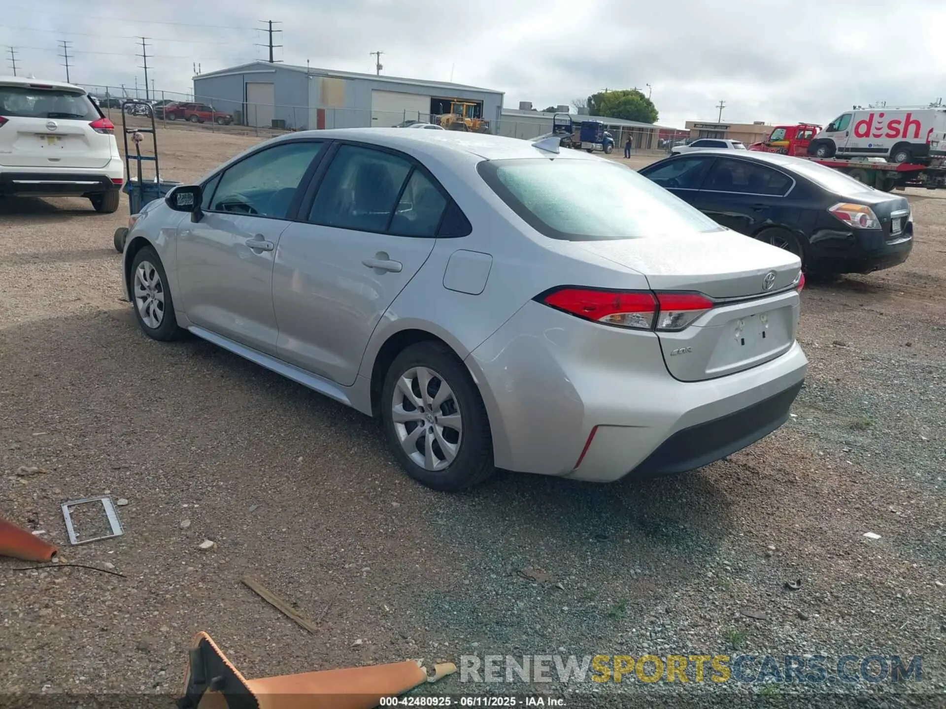 3 Photograph of a damaged car 5YFB4MDE9SP257774 TOYOTA COROLLA 2025