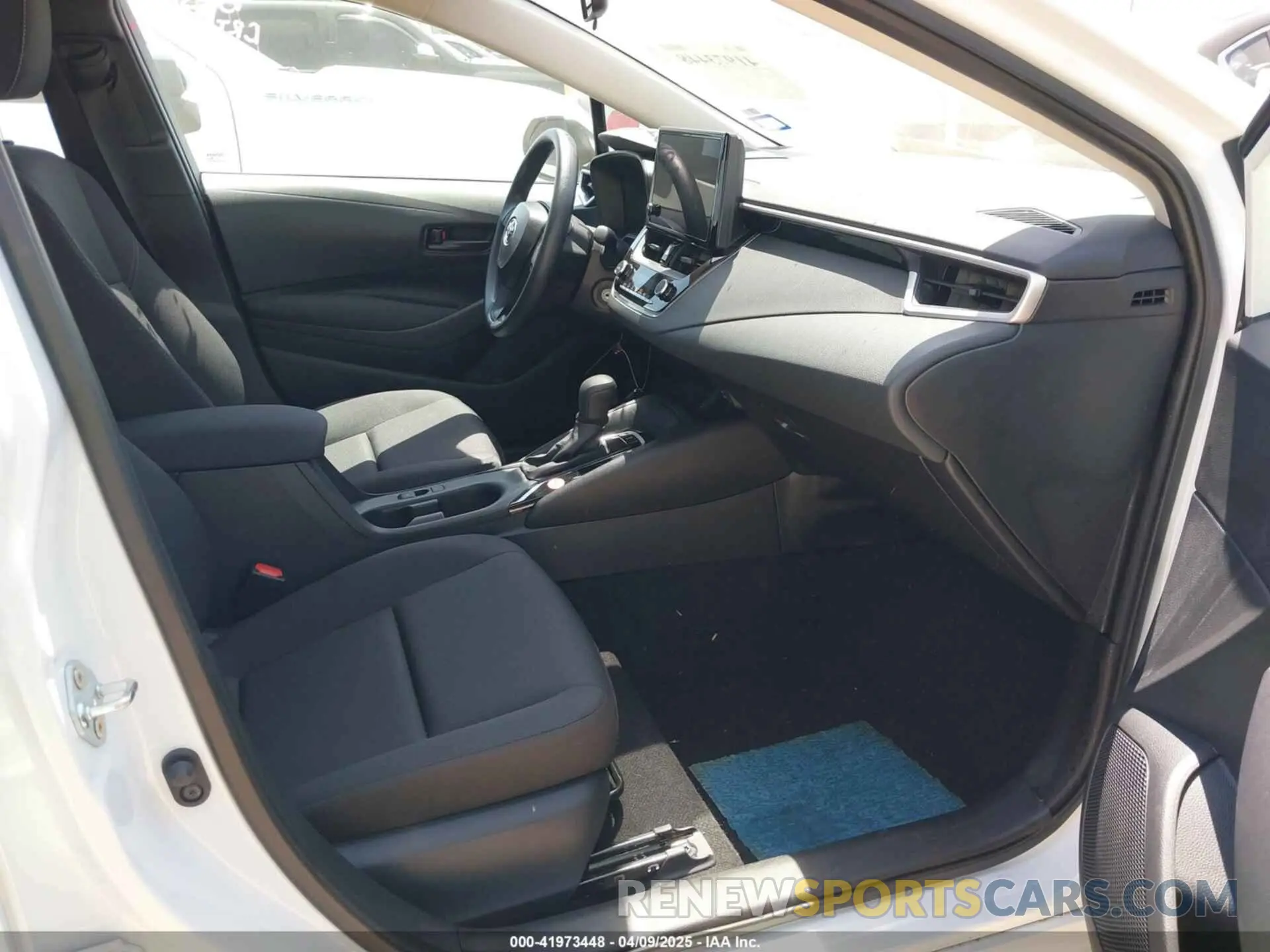 5 Photograph of a damaged car 5YFB4MDE9SP258486 TOYOTA COROLLA 2025