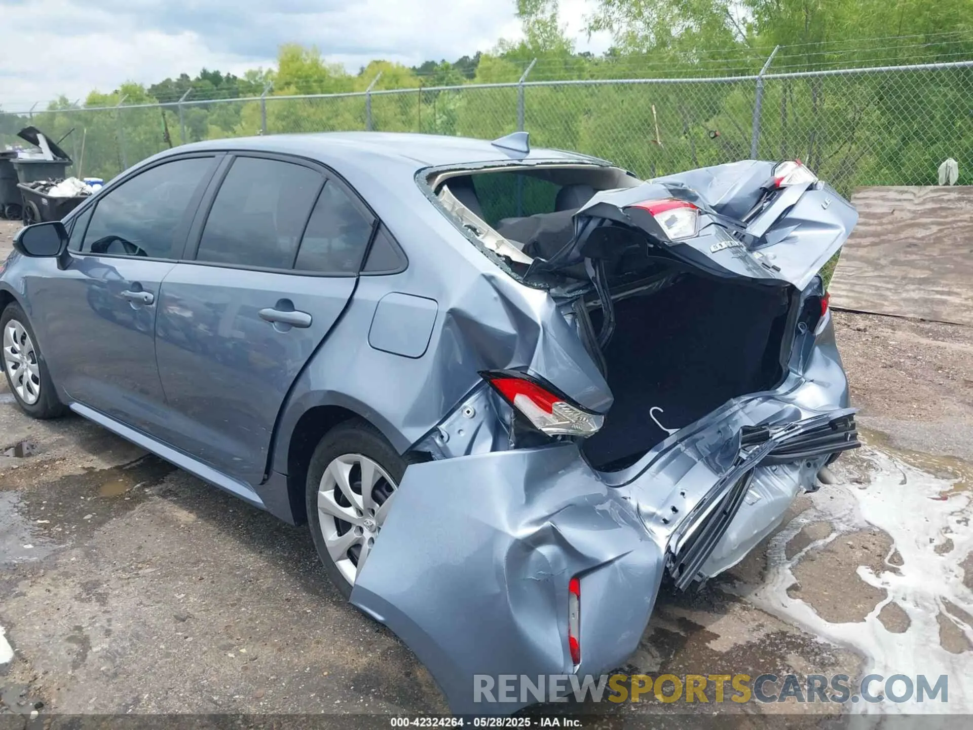 3 Photograph of a damaged car 5YFB4MDE9SP259055 TOYOTA COROLLA 2025