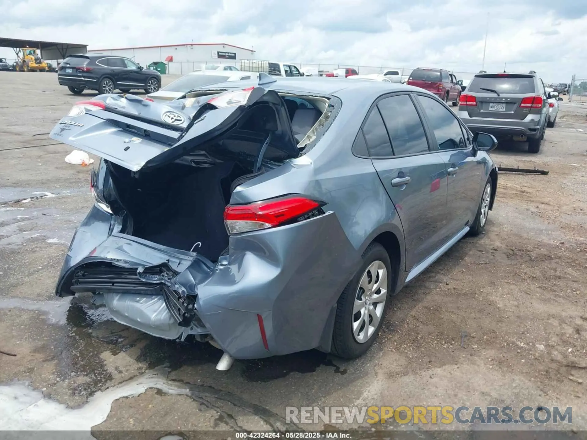 4 Photograph of a damaged car 5YFB4MDE9SP259055 TOYOTA COROLLA 2025