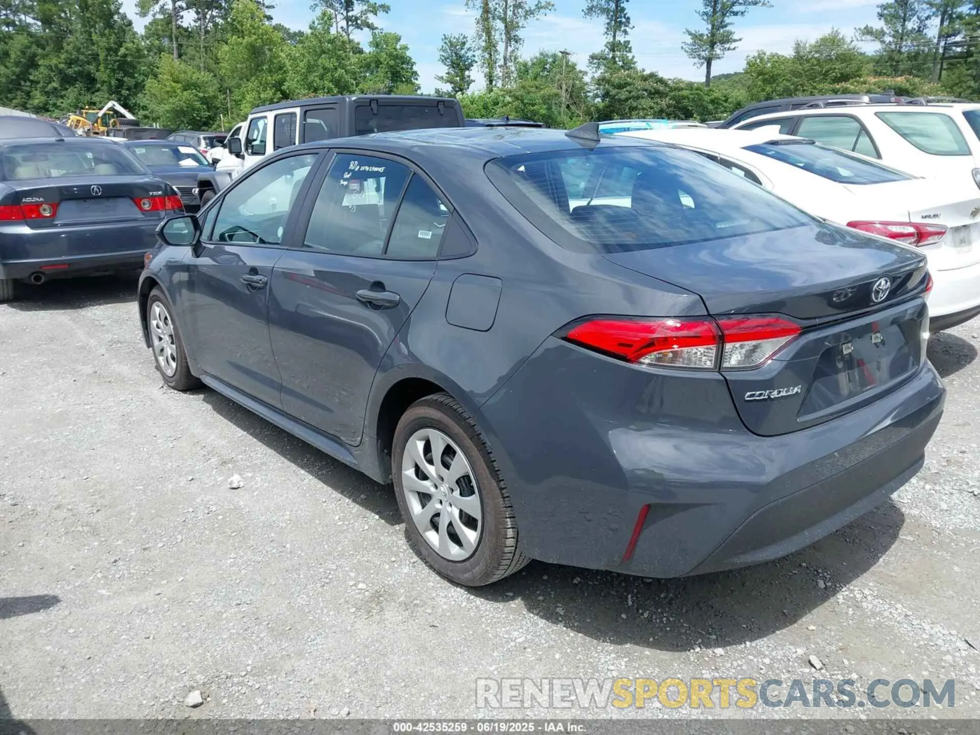 3 Photograph of a damaged car 5YFB4MDE9SP289527 TOYOTA COROLLA 2025