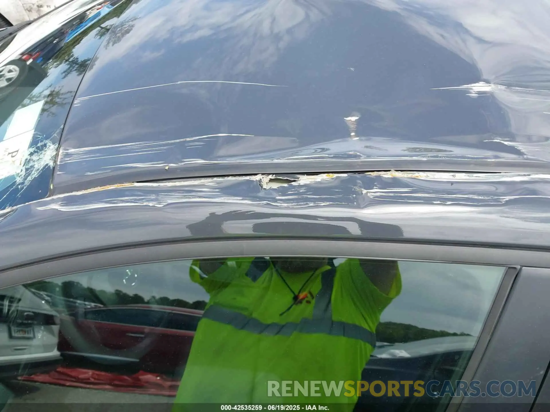 6 Photograph of a damaged car 5YFB4MDE9SP289527 TOYOTA COROLLA 2025