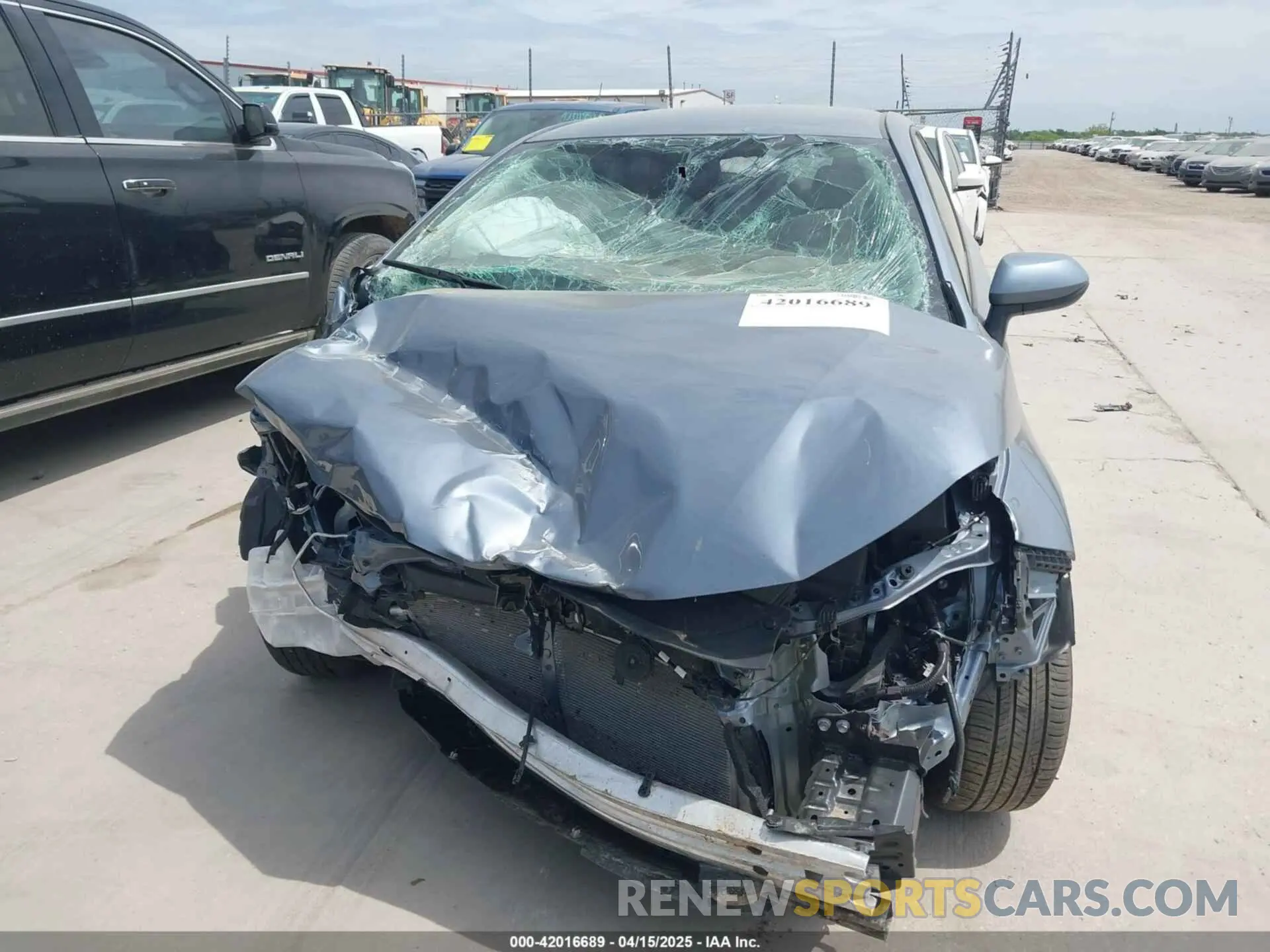 12 Photograph of a damaged car 5YFB4MDEXSP237243 TOYOTA COROLLA 2025
