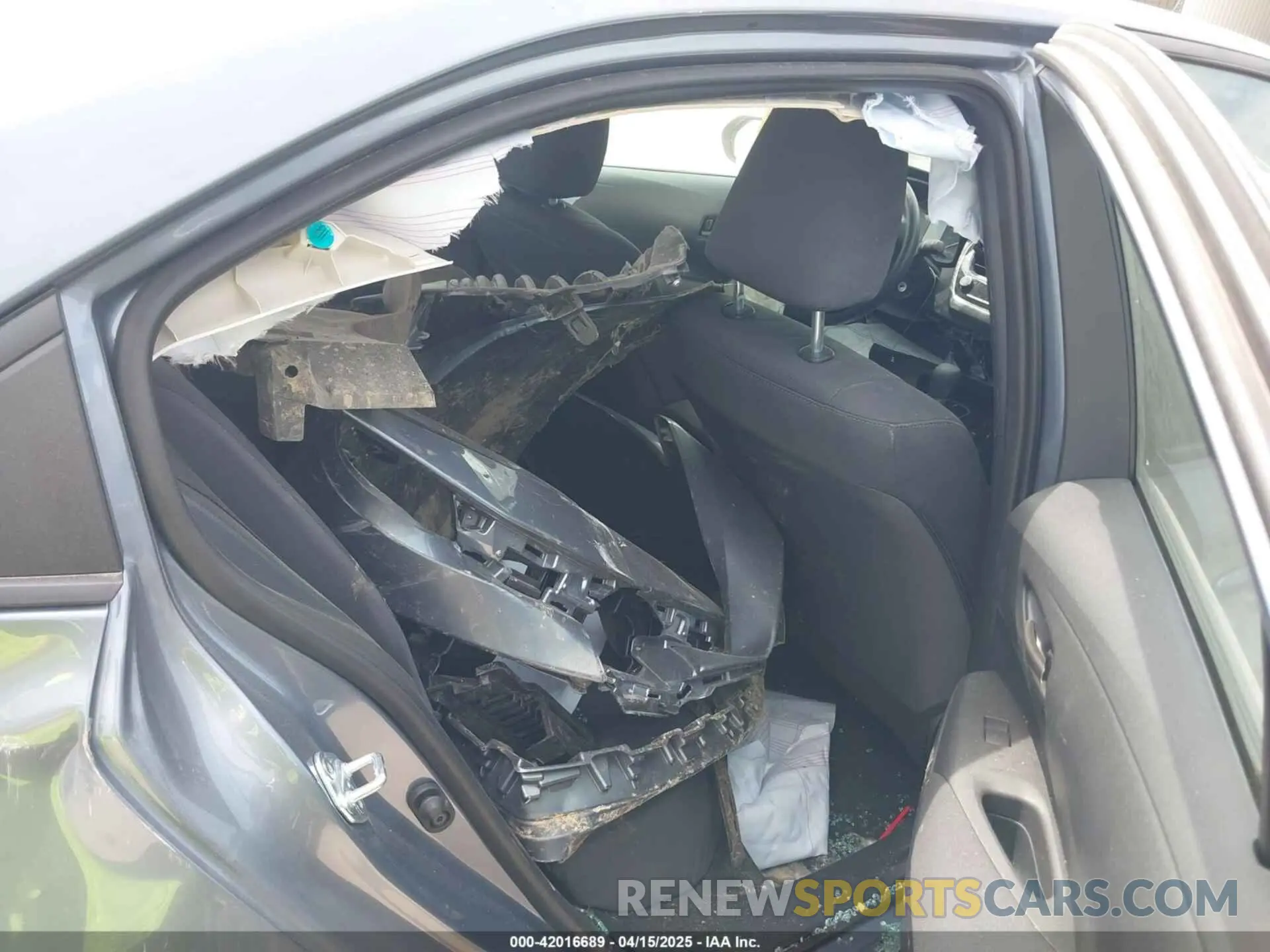 8 Photograph of a damaged car 5YFB4MDEXSP237243 TOYOTA COROLLA 2025