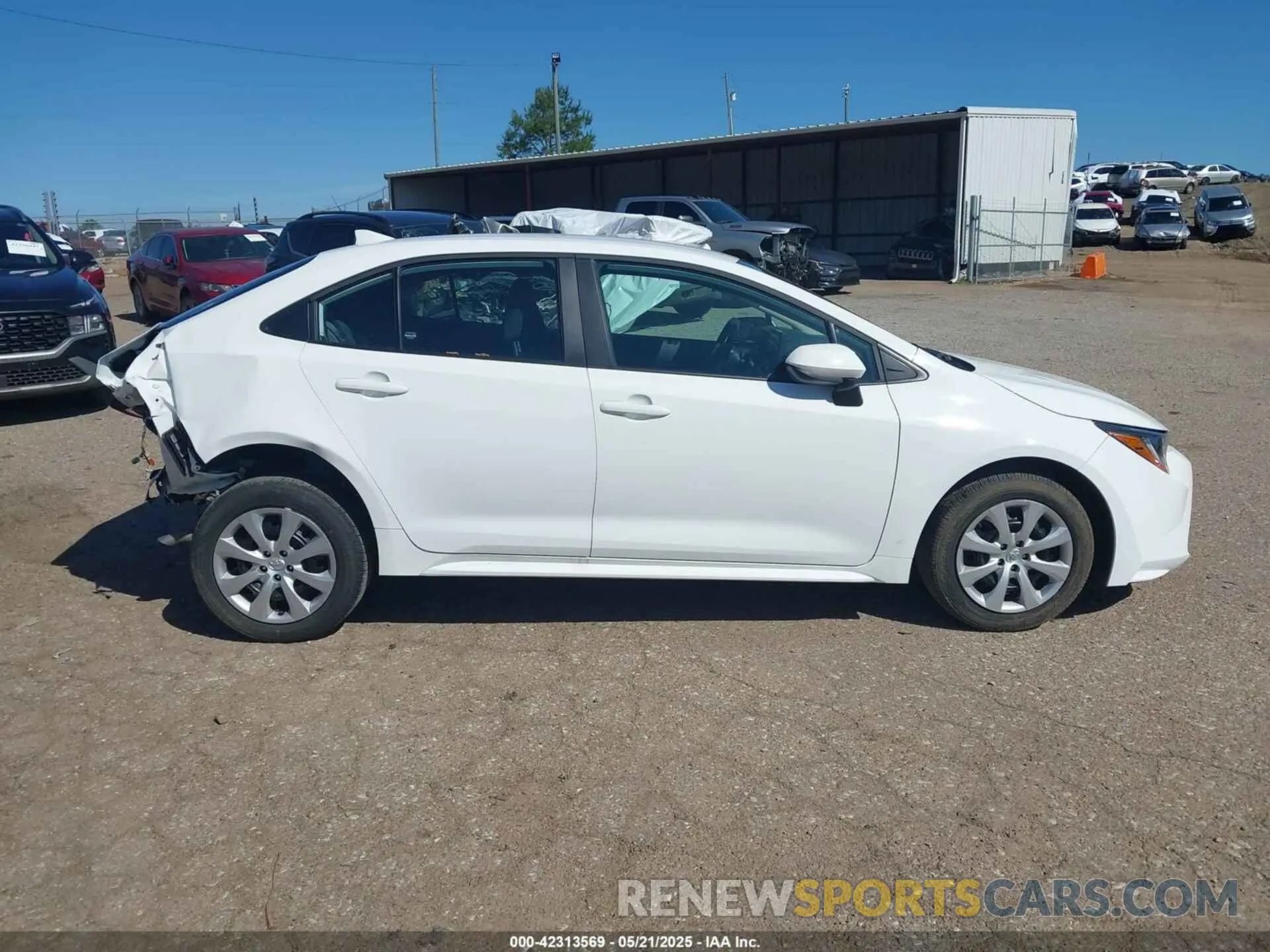 14 Photograph of a damaged car 5YFB4MDEXSP259601 TOYOTA COROLLA 2025