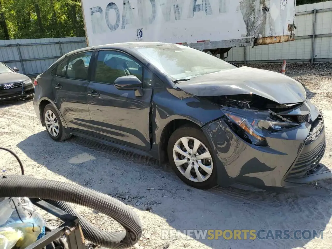4 Photograph of a damaged car 5YFB4MDEXSP265933 TOYOTA COROLLA 2025