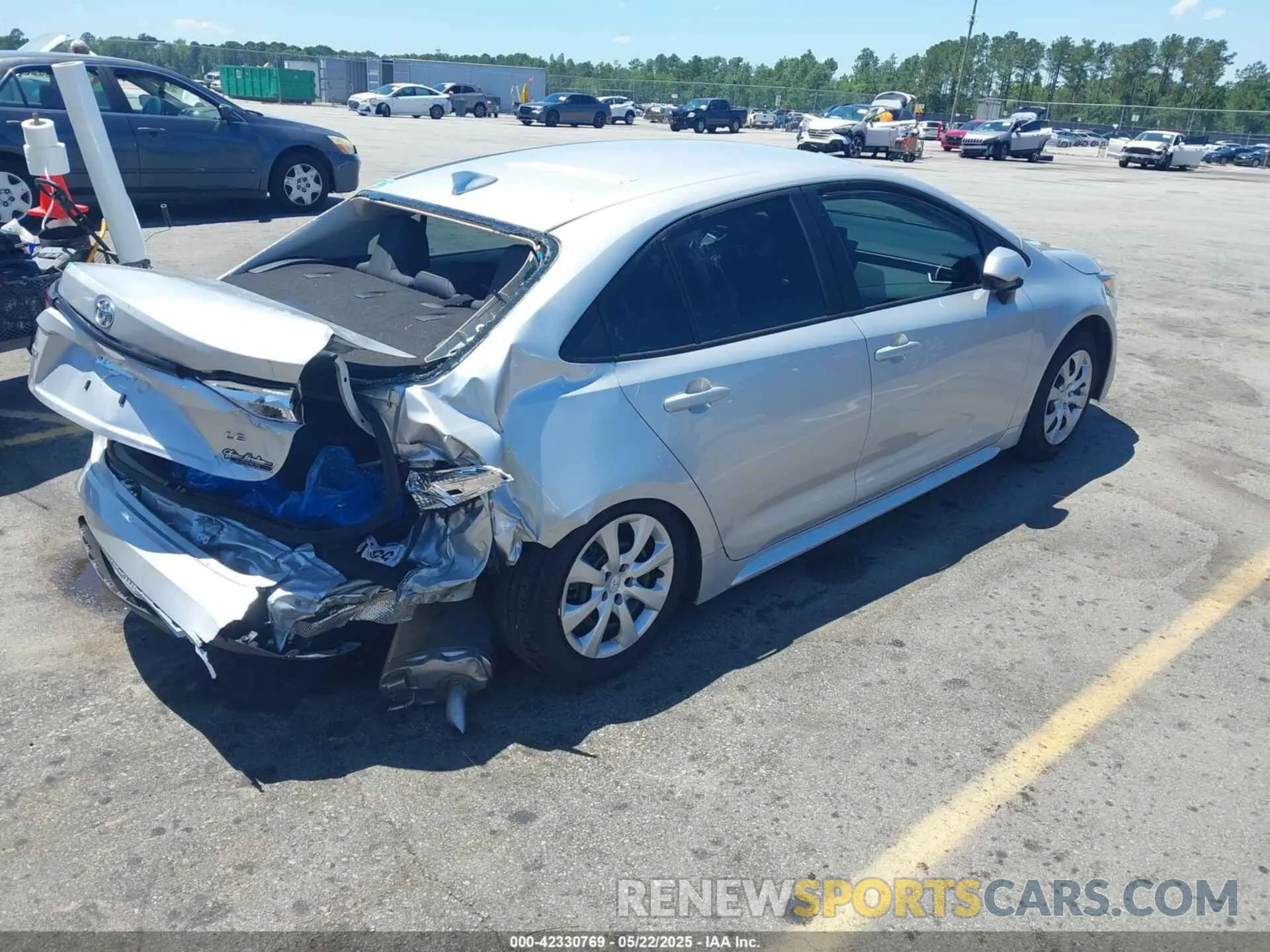 4 Photograph of a damaged car 5YFB4MDEXSP268086 TOYOTA COROLLA 2025