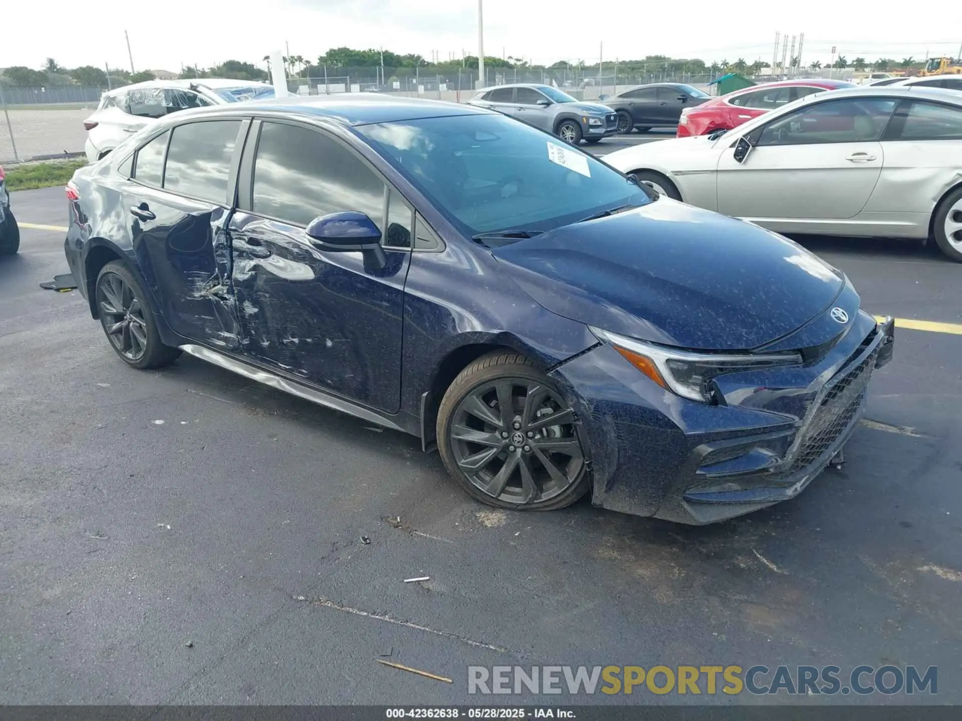 1 Photograph of a damaged car 5YFS4MCE1SP236130 TOYOTA COROLLA 2025