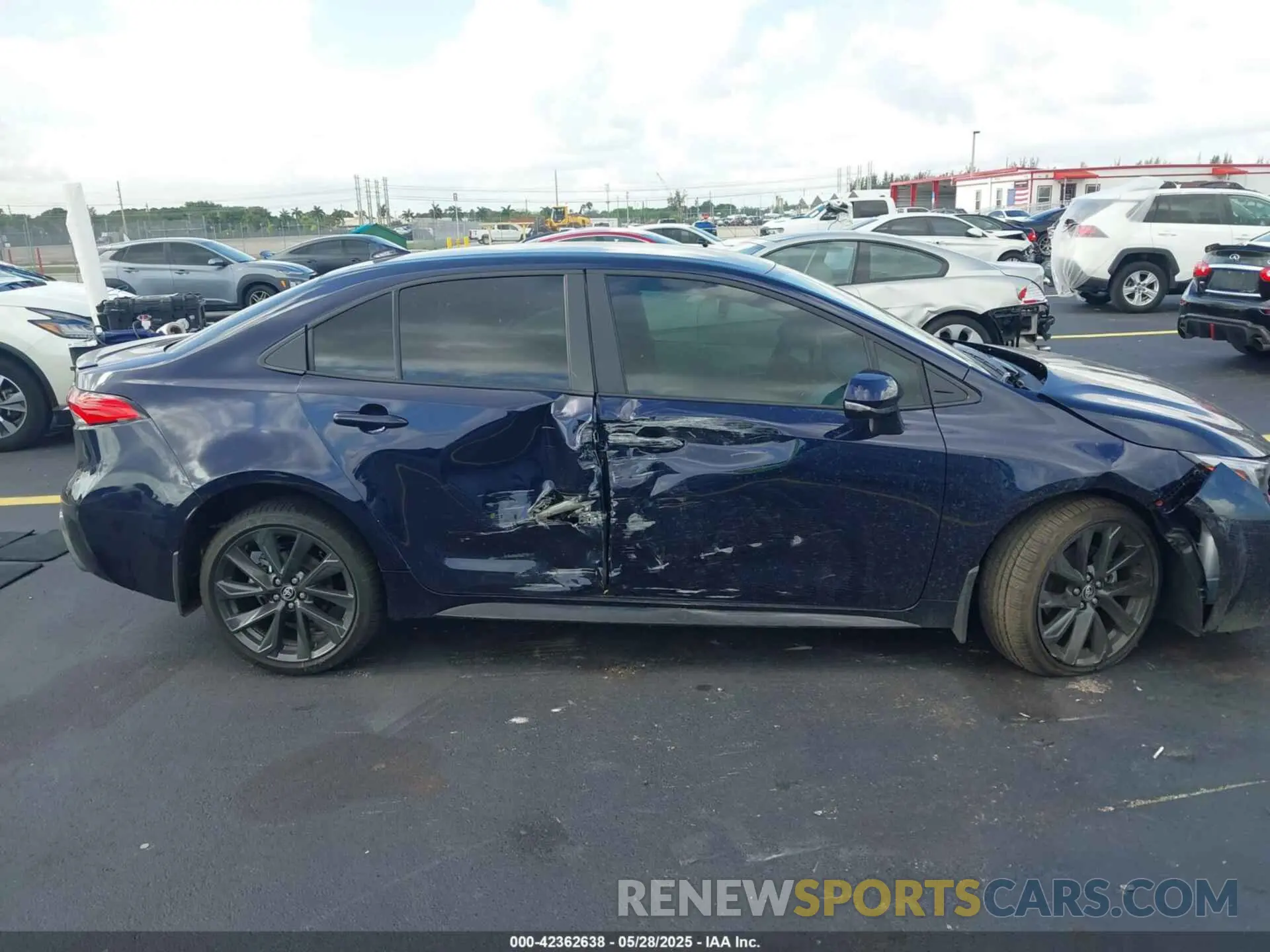 12 Photograph of a damaged car 5YFS4MCE1SP236130 TOYOTA COROLLA 2025