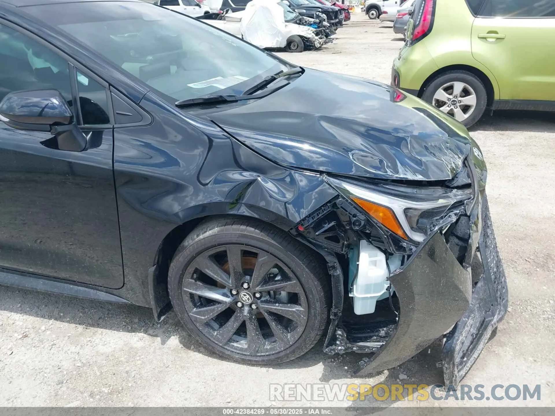 16 Photograph of a damaged car 5YFS4MCE2SP230689 TOYOTA COROLLA 2025
