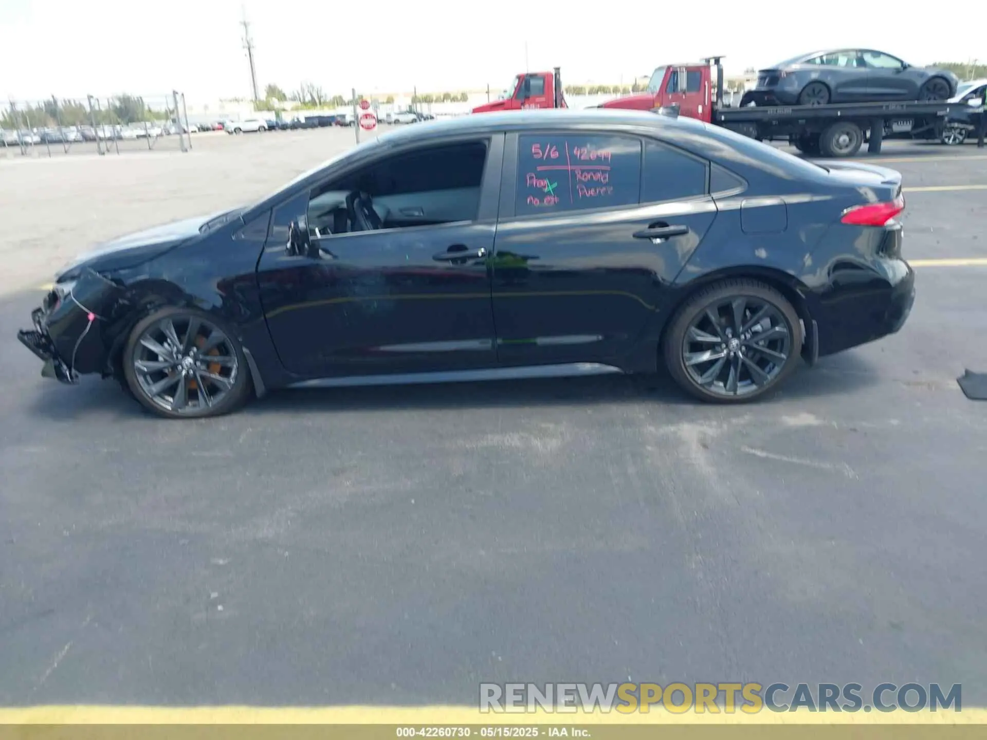 14 Photograph of a damaged car 5YFS4MCE3SP231415 TOYOTA COROLLA 2025