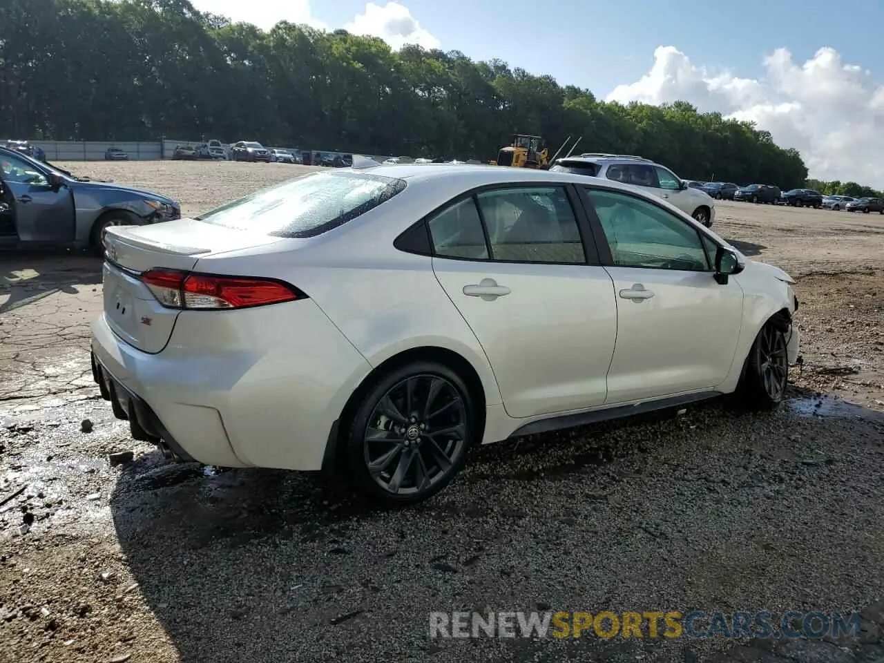 3 Photograph of a damaged car 5YFS4MCE4SP223100 TOYOTA COROLLA 2025