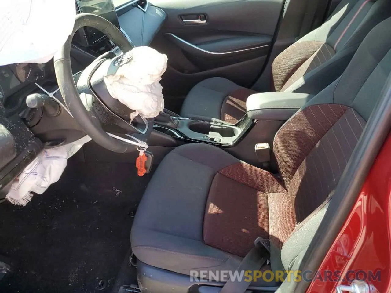 7 Photograph of a damaged car 5YFS4MCE4SP223856 TOYOTA COROLLA 2025