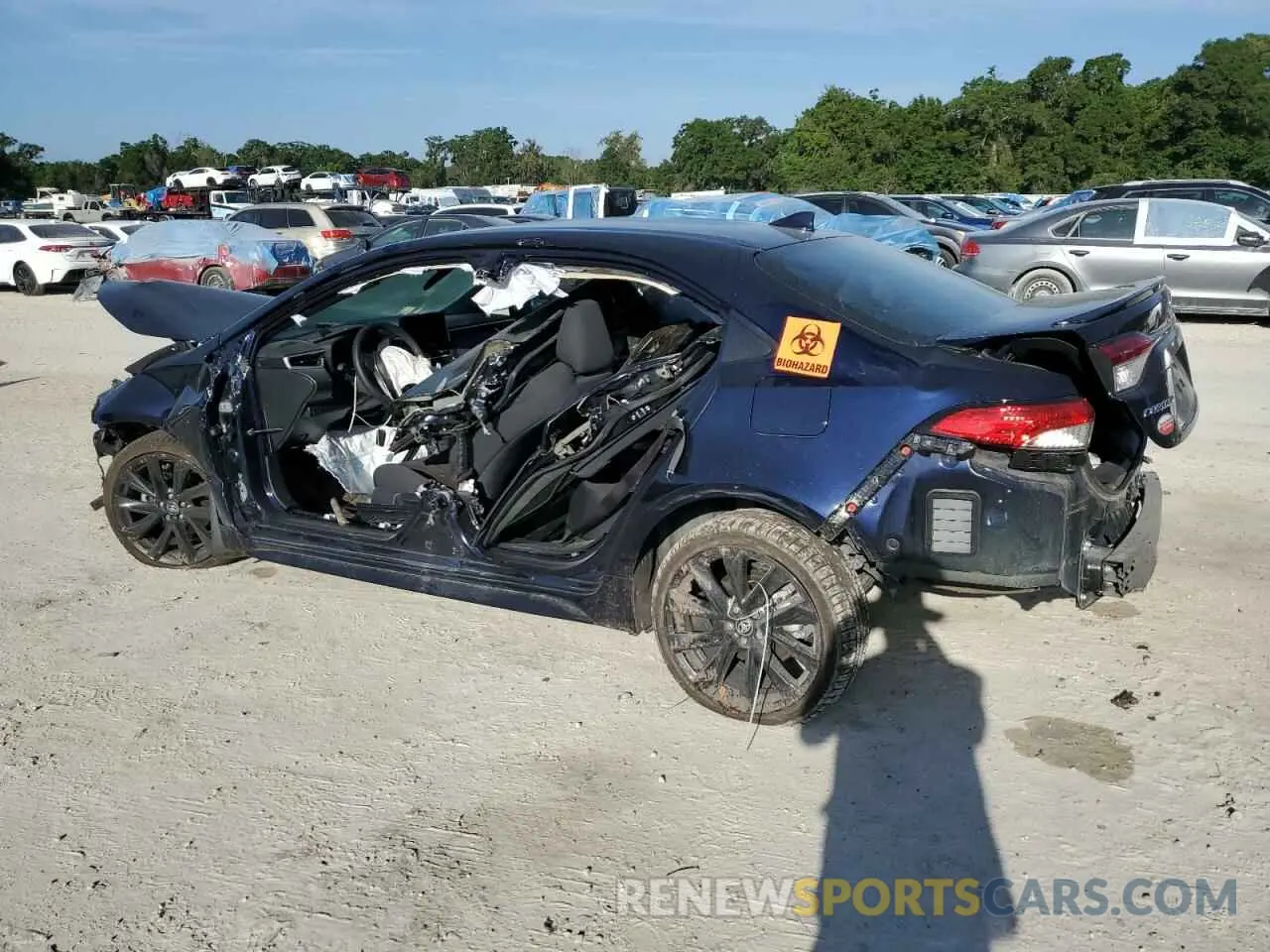 2 Photograph of a damaged car 5YFS4MCE7SP219574 TOYOTA COROLLA 2025