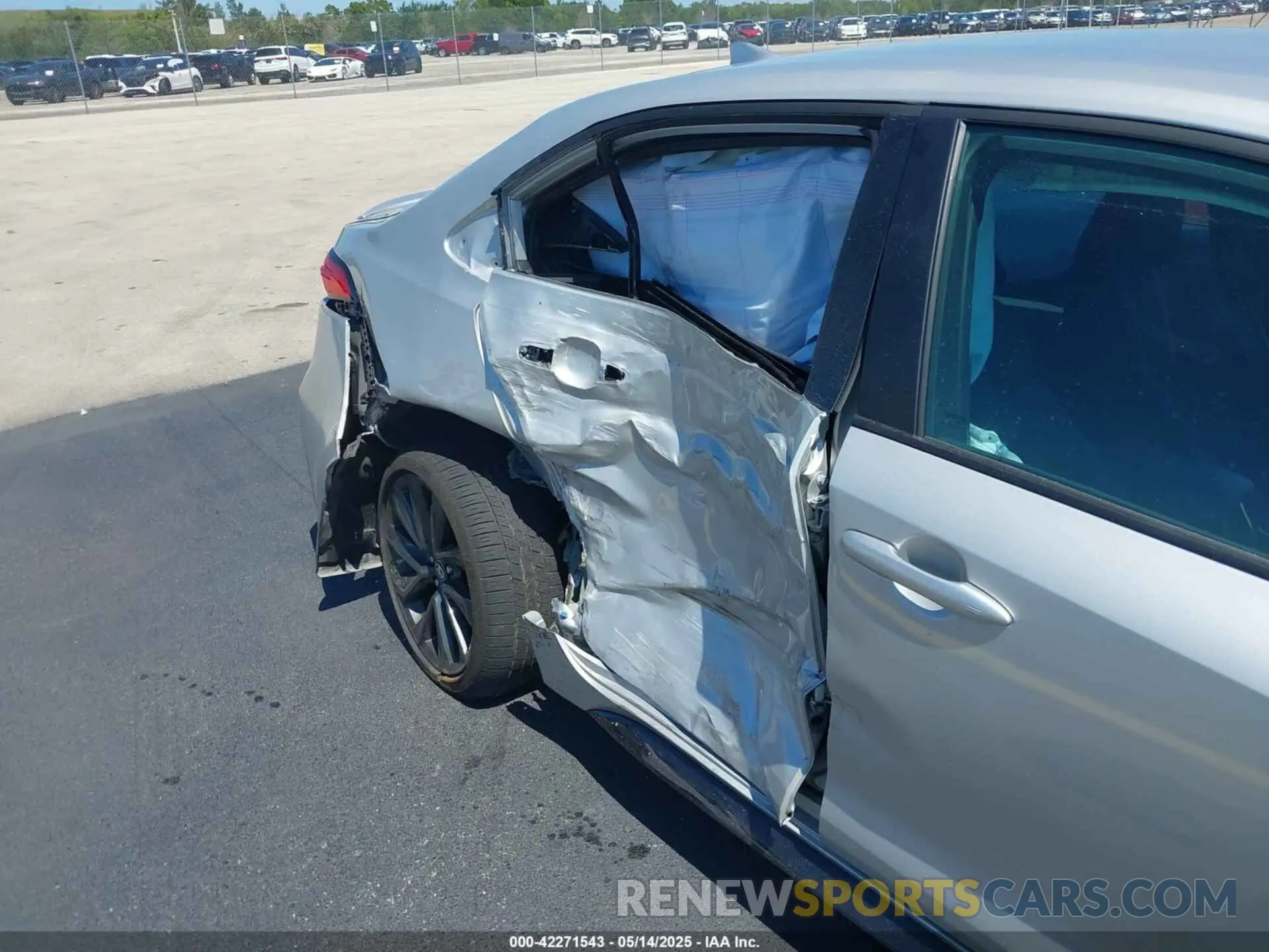 6 Photograph of a damaged car 5YFS4MCE8SP225237 TOYOTA COROLLA 2025