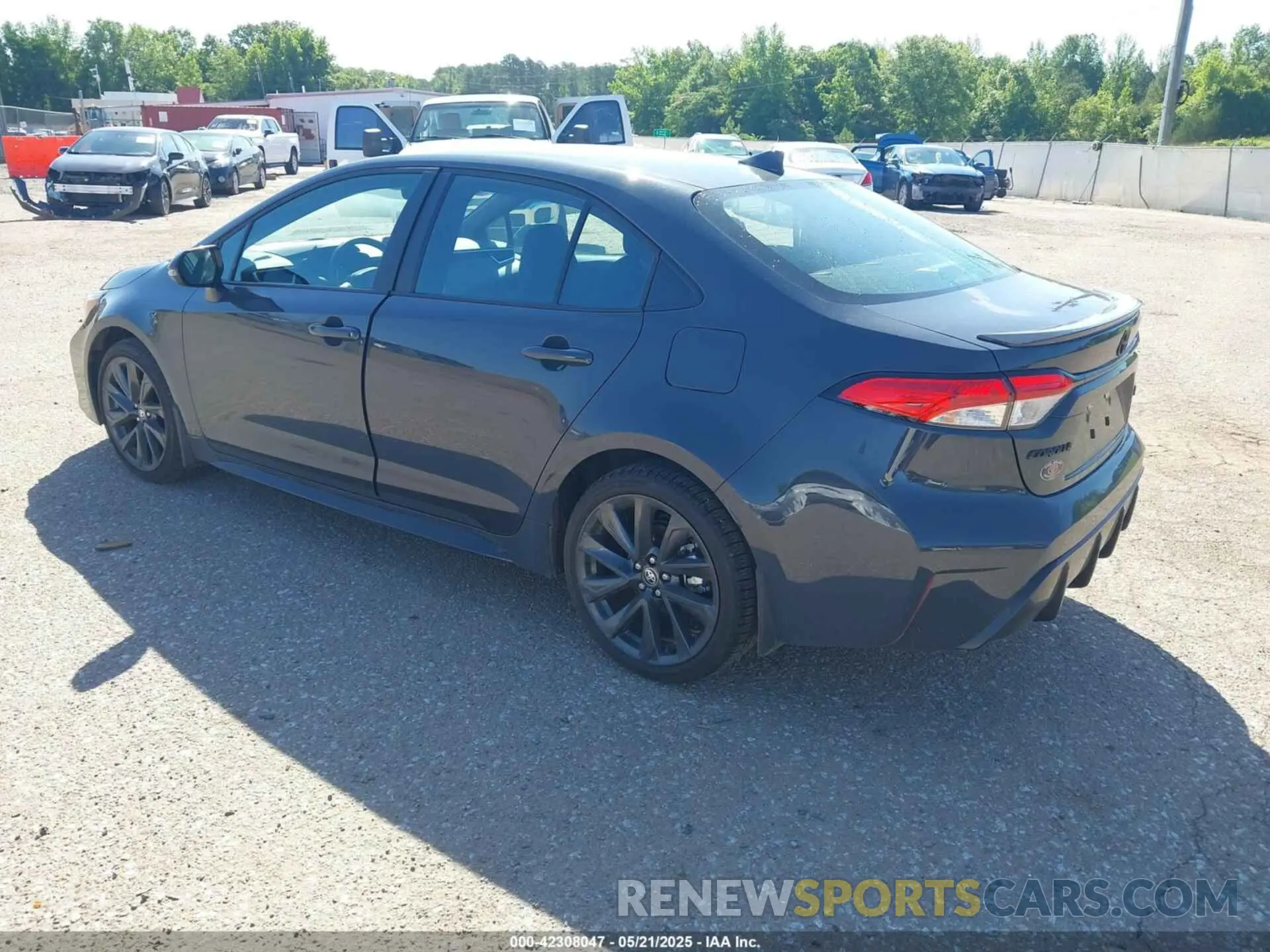 3 Photograph of a damaged car 5YFS4MCE8SP232429 TOYOTA COROLLA 2025